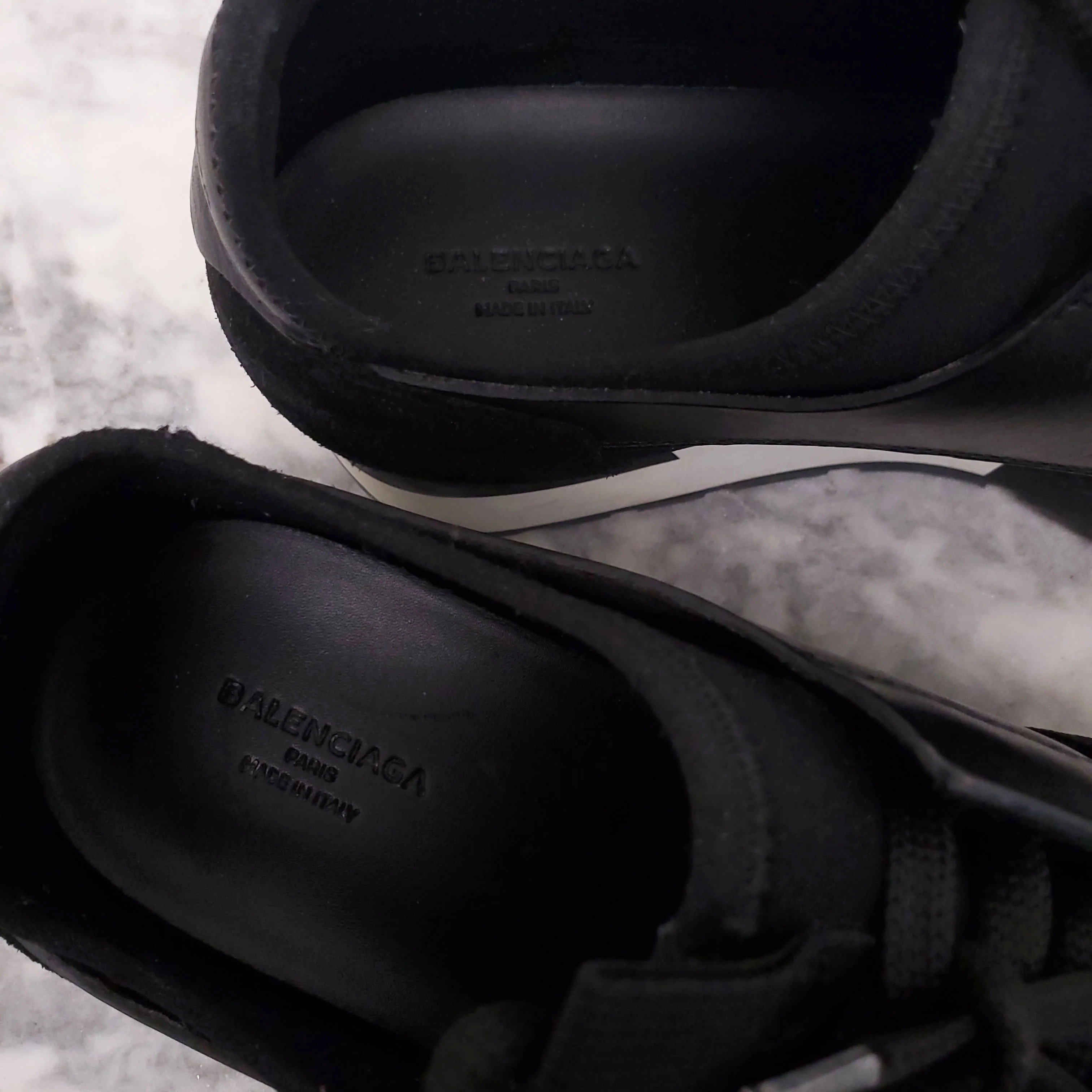 BALENCIAGA BLACK LEATHER AND ELASTIC SNEAKERS - SIZE 38 - Image 11