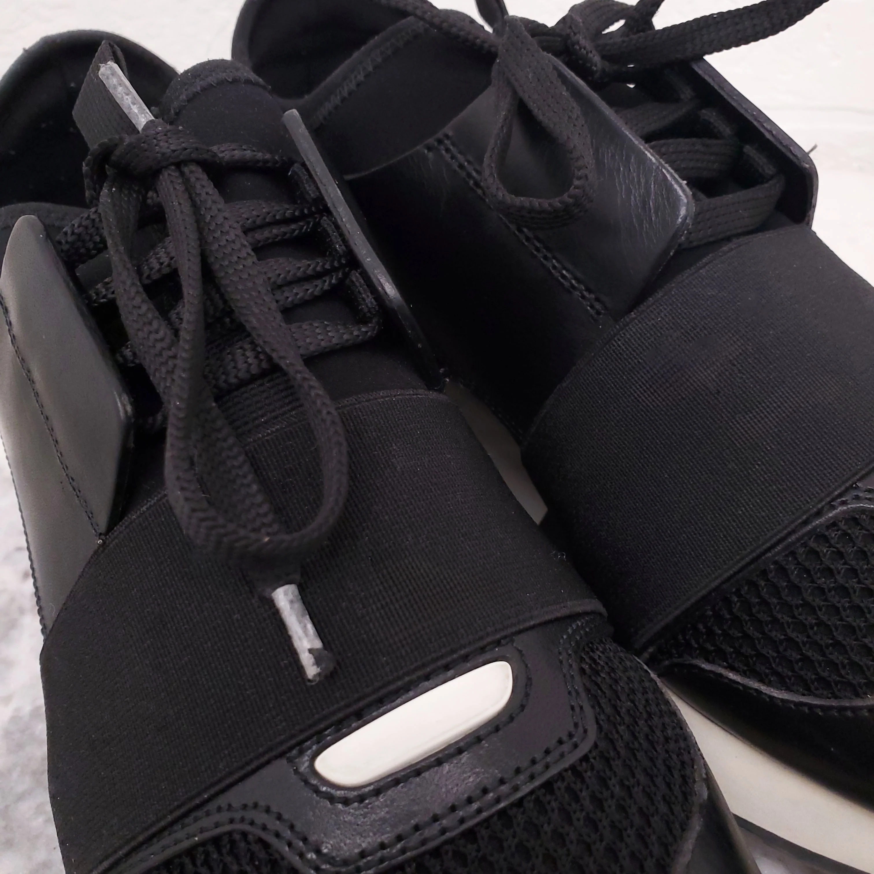 BALENCIAGA BLACK LEATHER AND ELASTIC SNEAKERS - SIZE 38 - Image 6