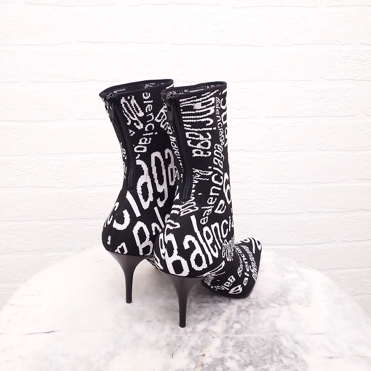BALENCIAGA BLACK LOGO BOOTIES - SIZE 37 - Image 4