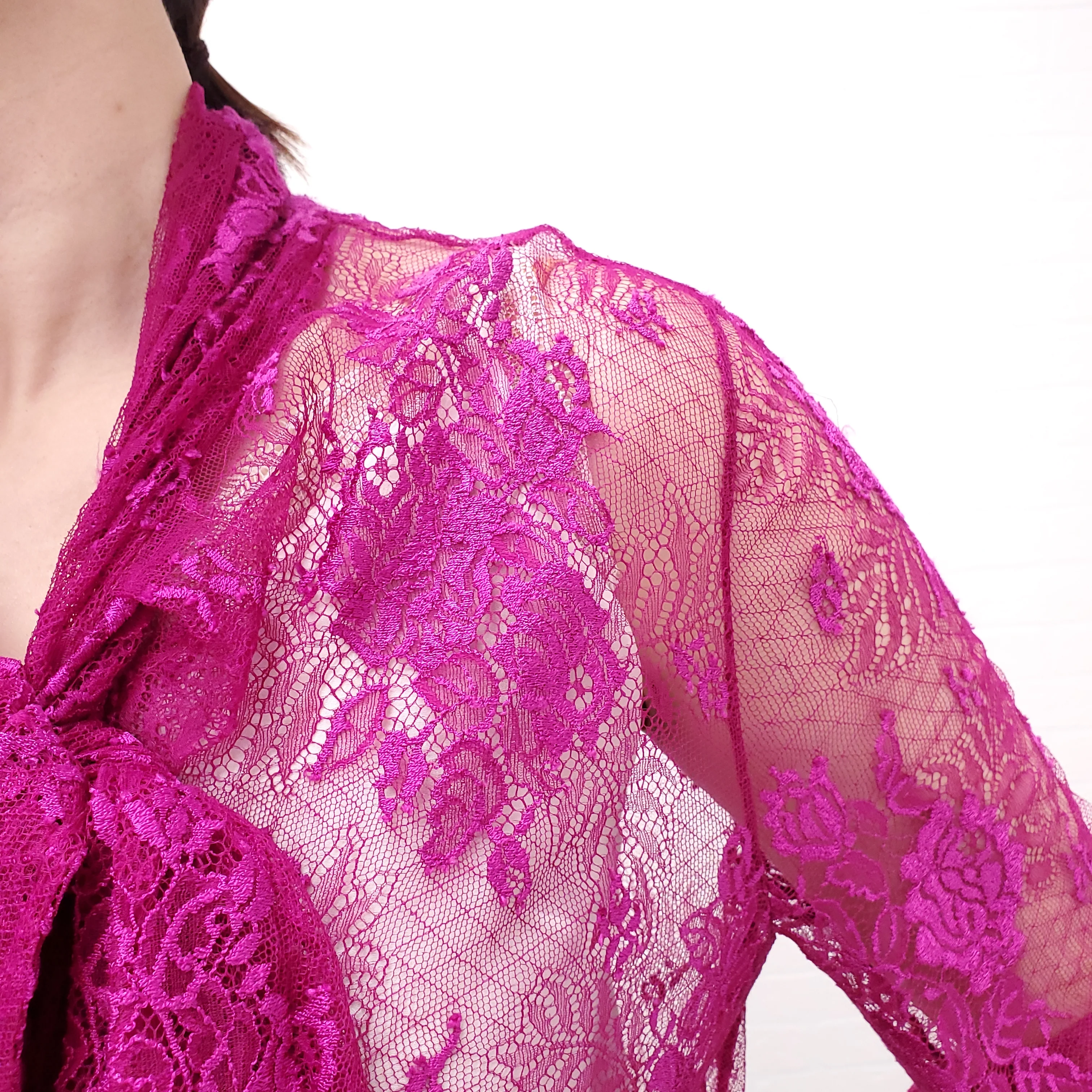 BALENCIAGA FUSCIA PINK LACE BLOUSE - SIZE 40 - Image 3