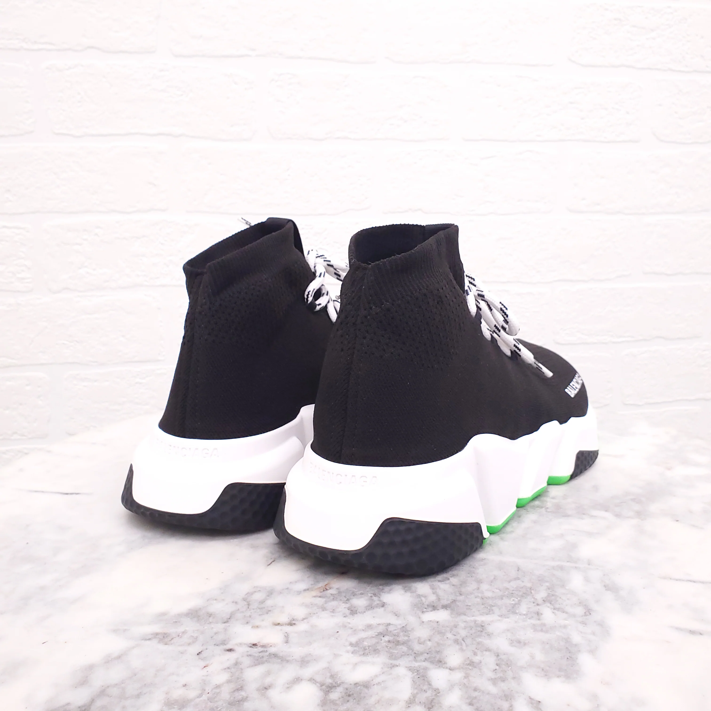 BALENCIAGA LOGO SNEAKERS - SIZE 40 - Image 4