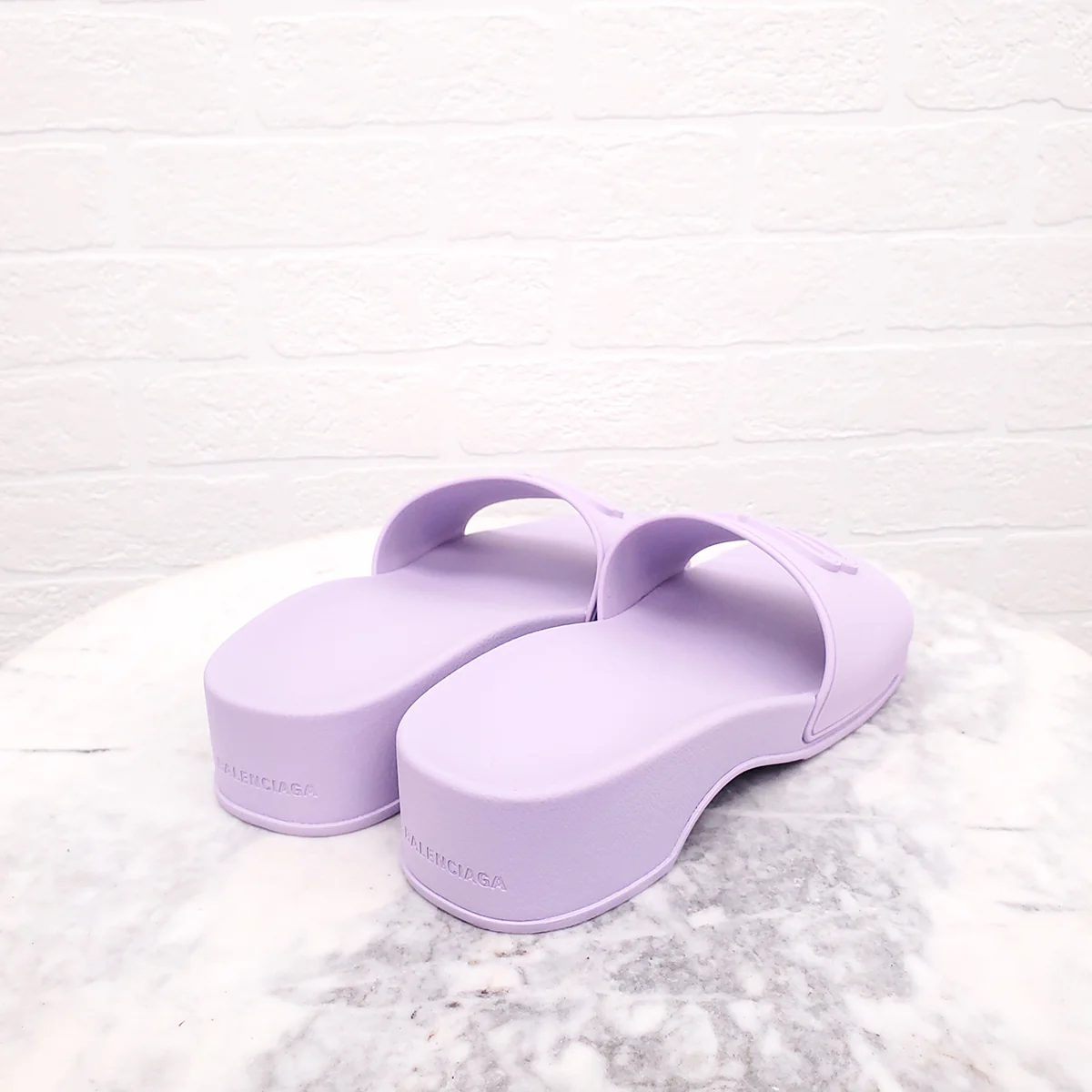 BALENCIAGA PURPLE LOGO SLIDES - SIZE 41 - Image 4