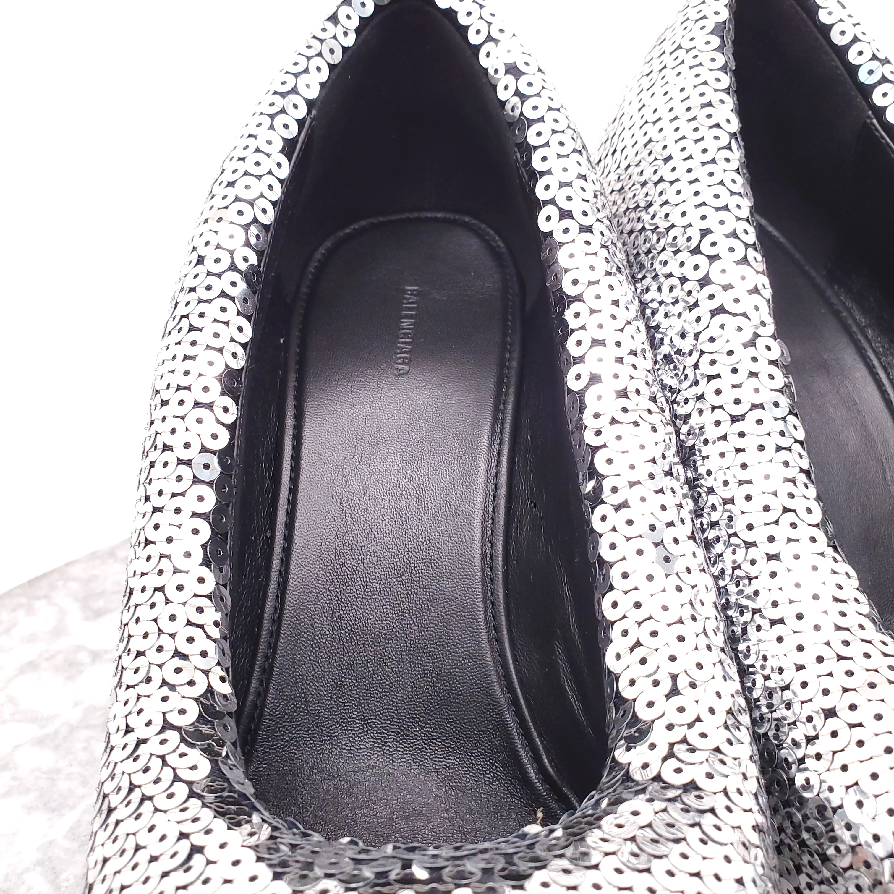 BALENCIAGA XL PUMP SILVER SEQUIN HEELS - SIZE 38 - Image 4
