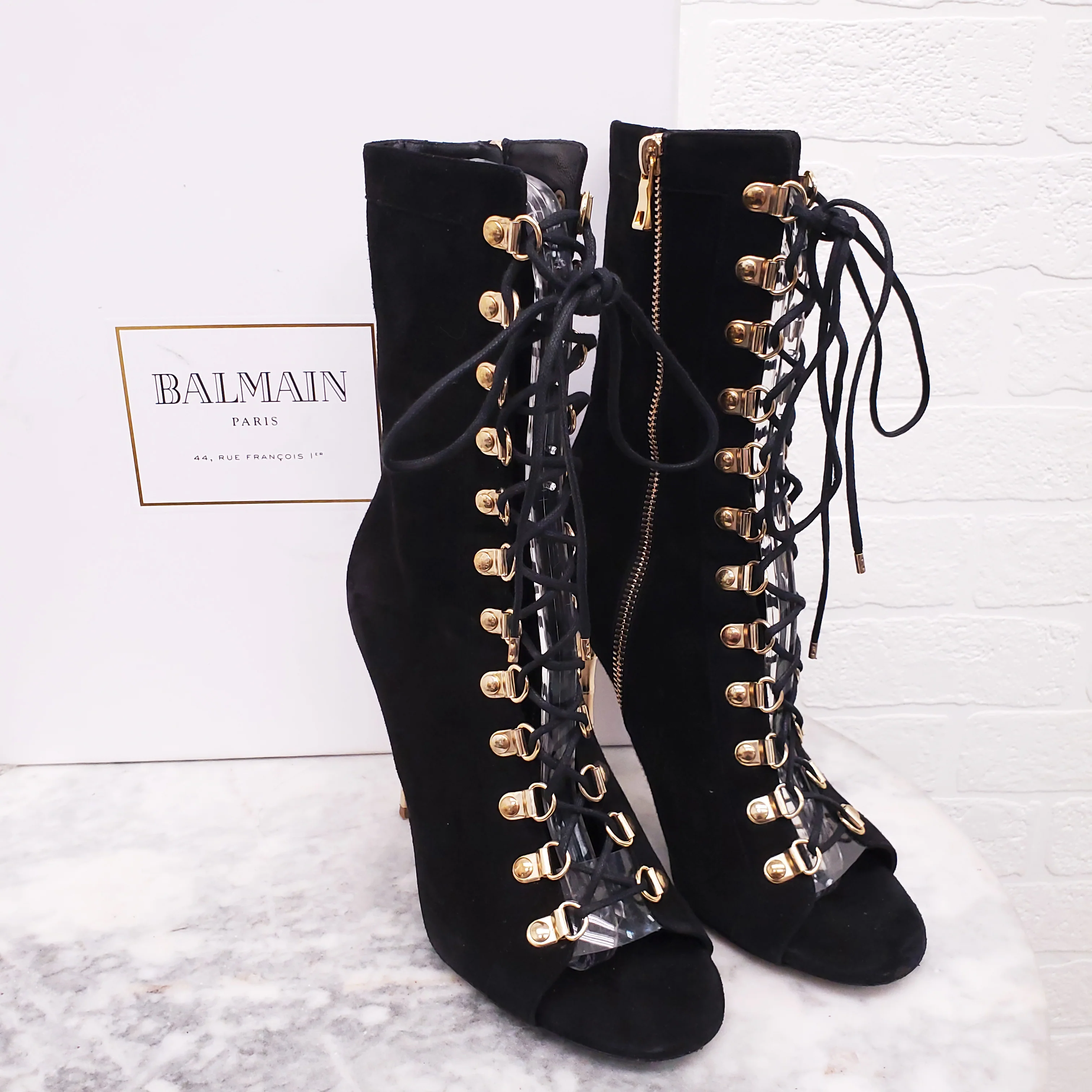 BALMAIN BLACK SUEDE LACE UP BOOTIES WITH GOLD HEEL - SIZE 37 - Image 7