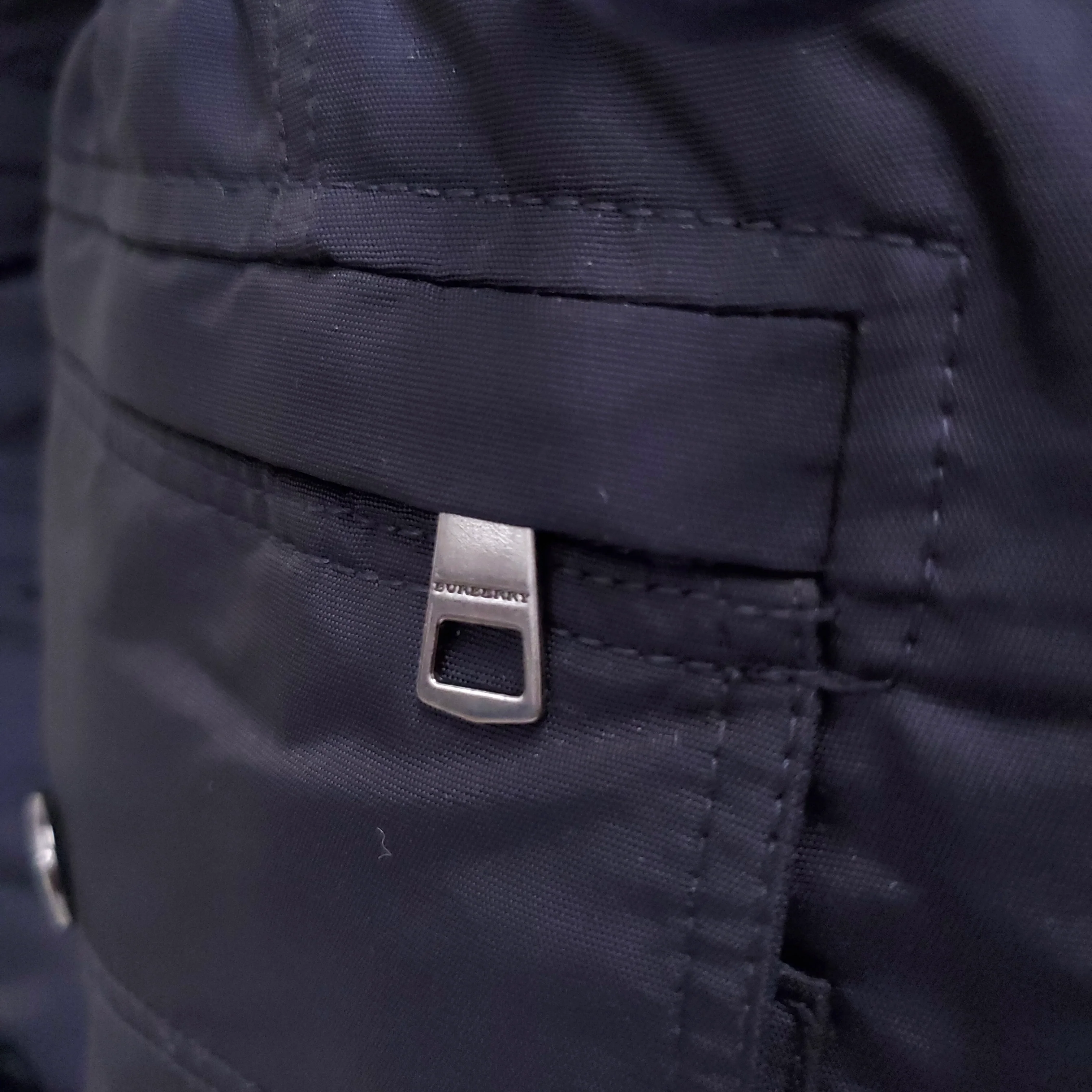 BURBERRY BRIT NAVY COAT WITH FUR HOOD - SIZE 2 - Image 6