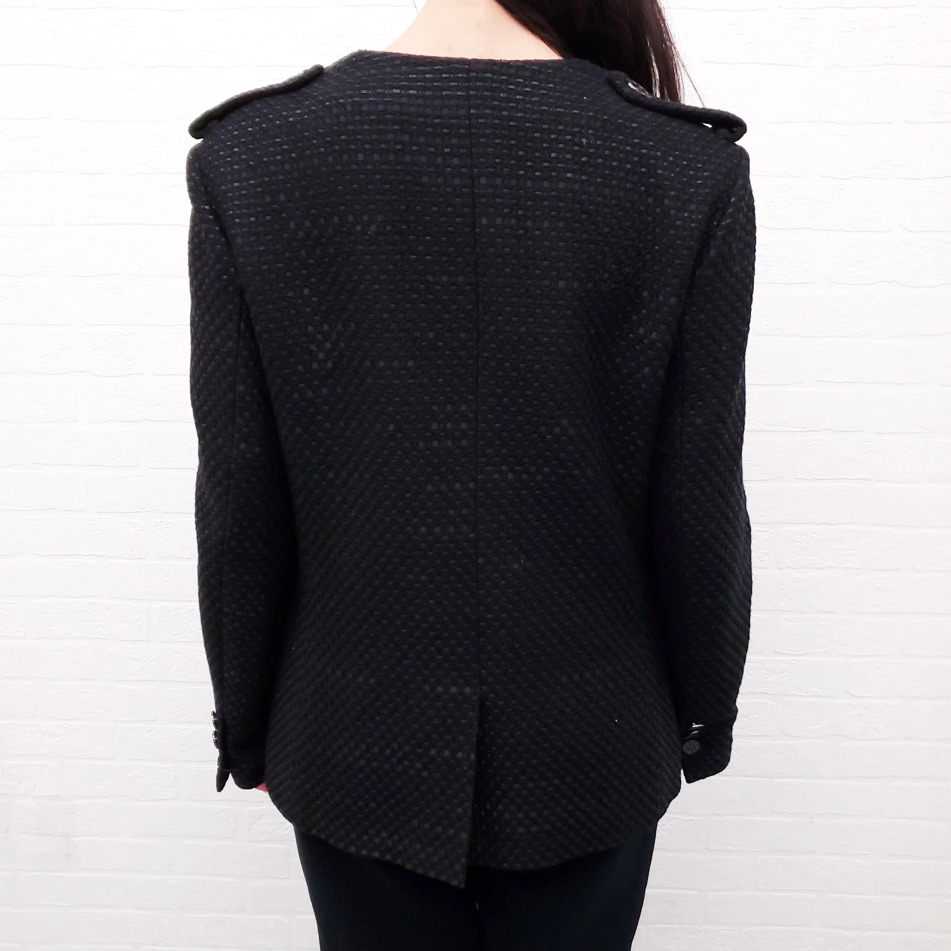 CHANEL BLACK LUREX TWEED JACKET WITH LOGO BUTTONS - SIZE 42 - Image 5