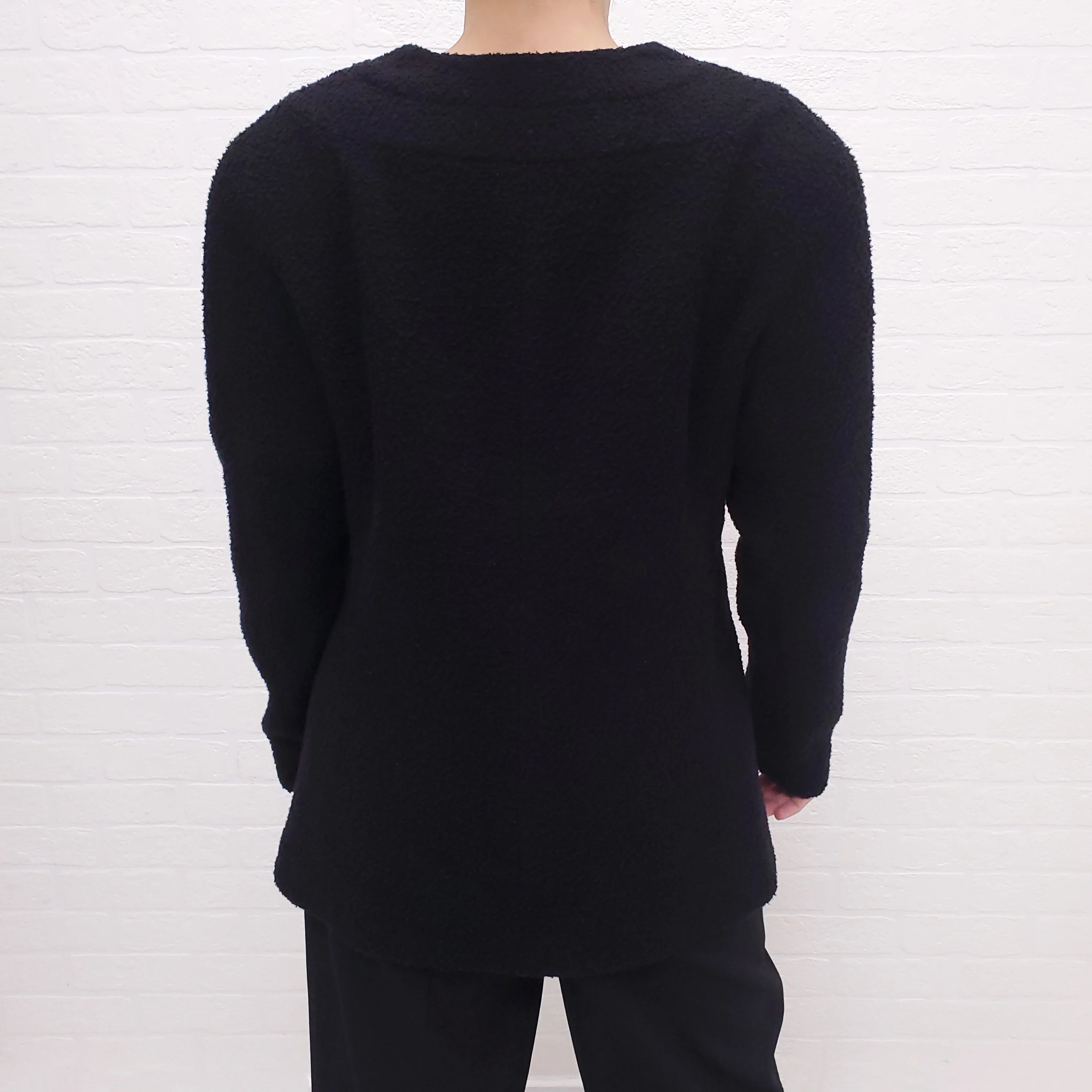 CHANEL BLACK TWEED JACKET WITH CC LOGO - SIZE 42 - Image 4