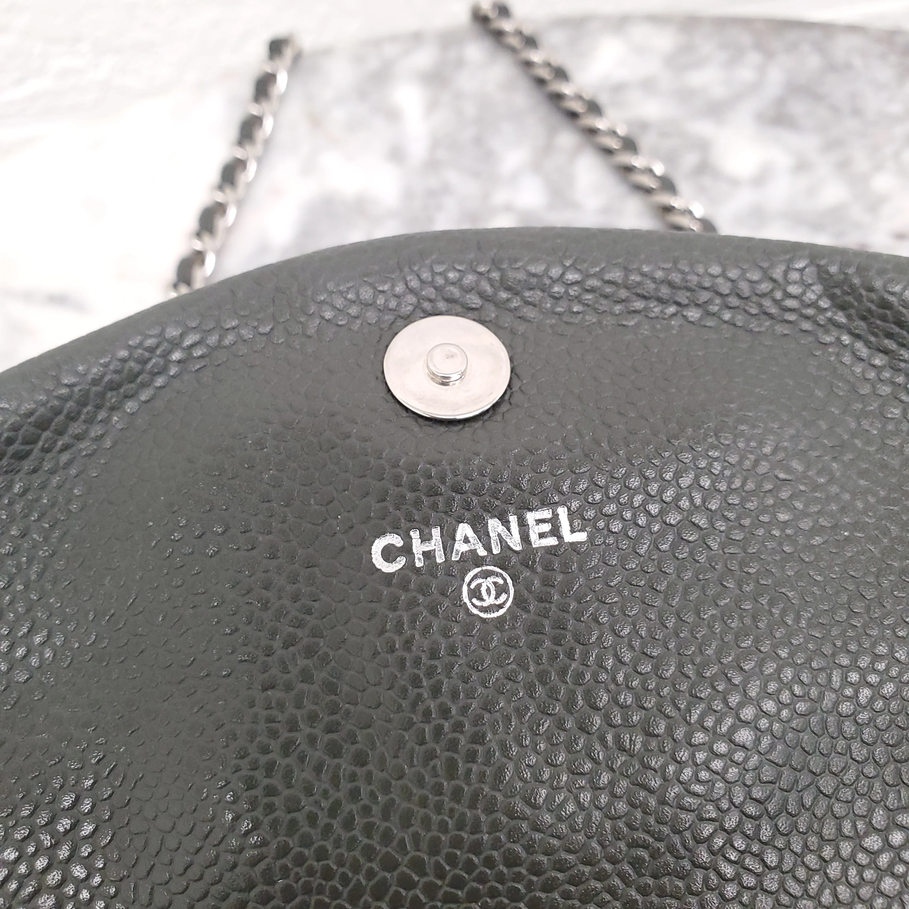 CHANEL KAKI HALF CRESCENT INTERLOCKING CC WALLET ON CHAIN - Image 14