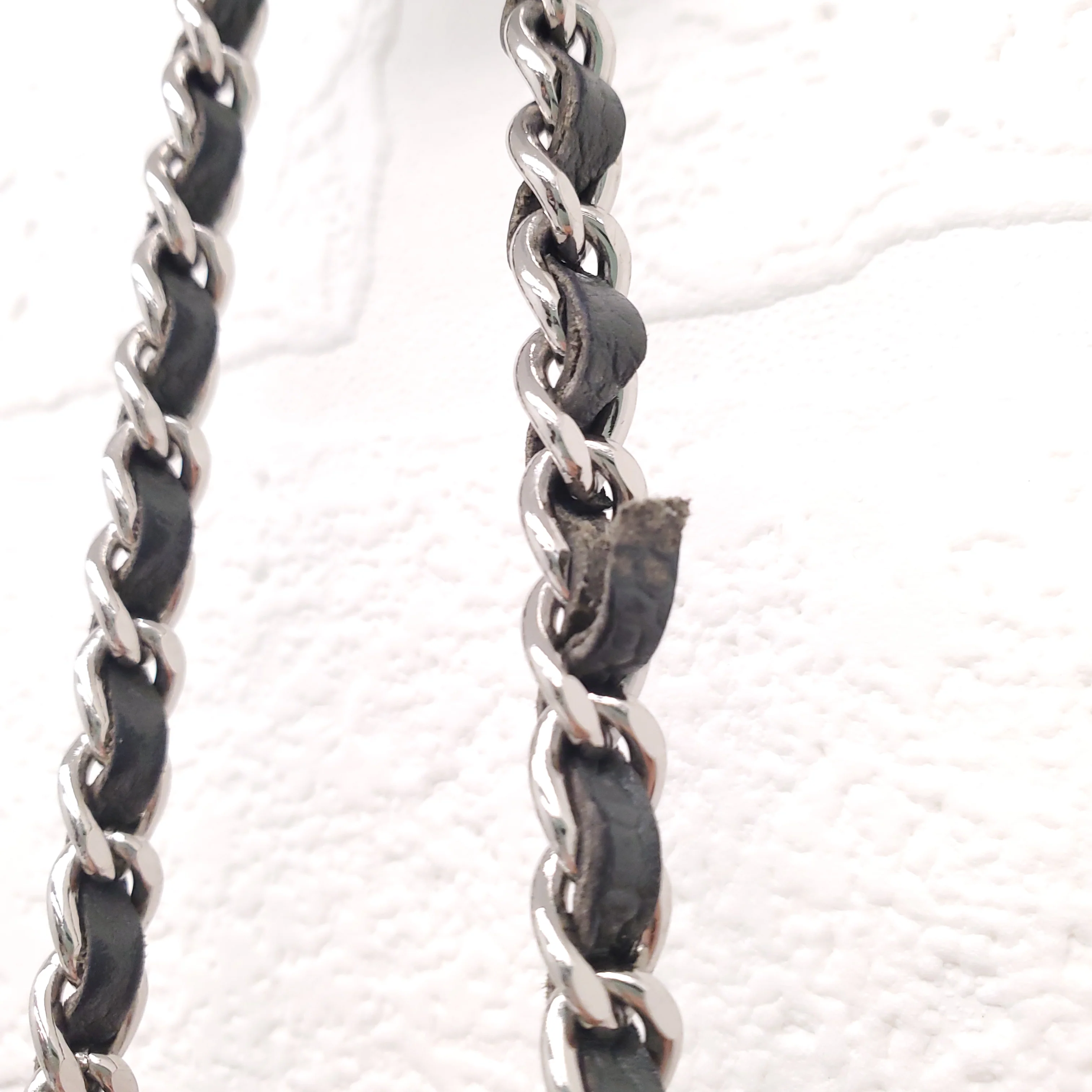 CHANEL KAKI HALF CRESCENT INTERLOCKING CC WALLET ON CHAIN - Image 9