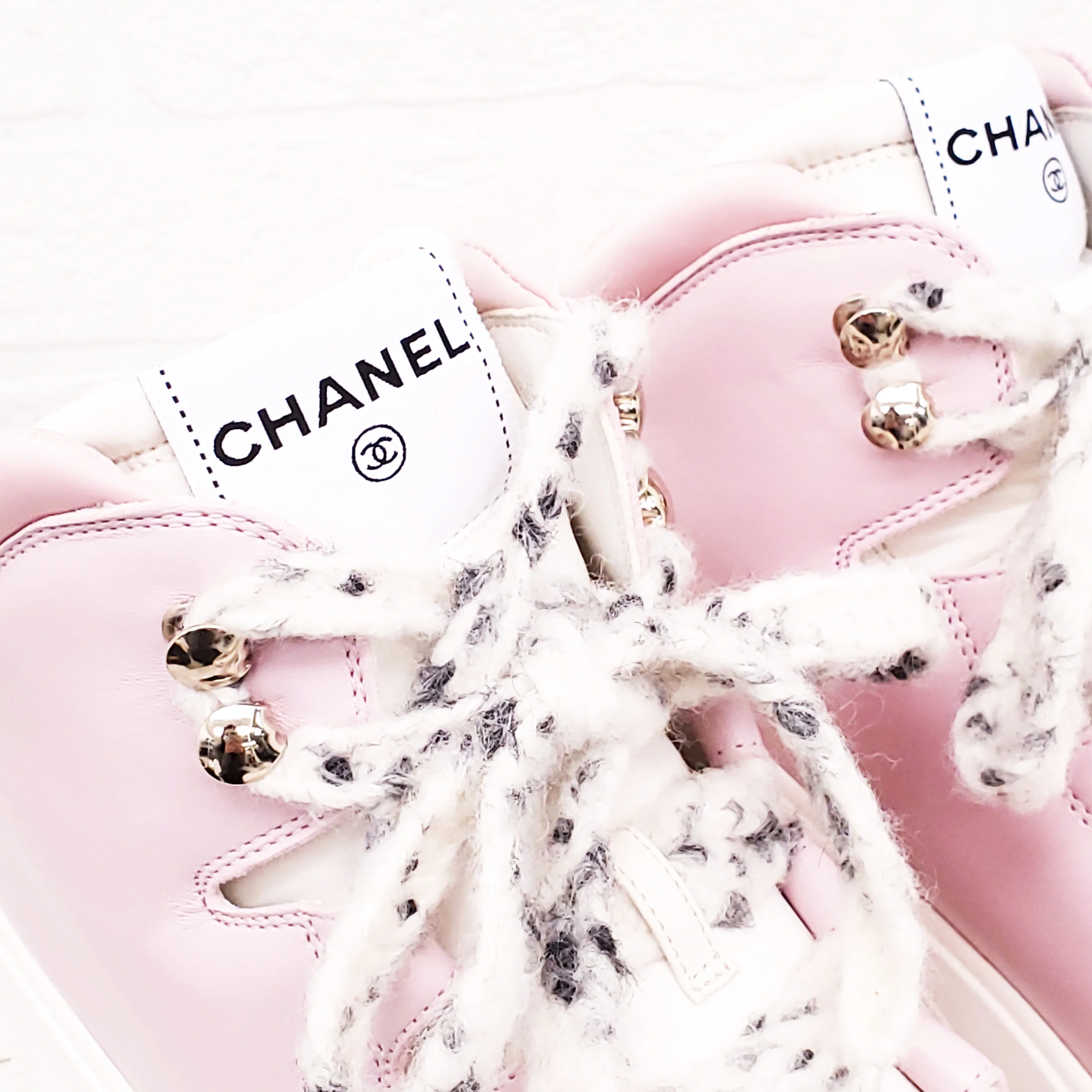 CHANEL PINK LEATHER LOGO BOOTS - SIZE 38.5 - Image 5