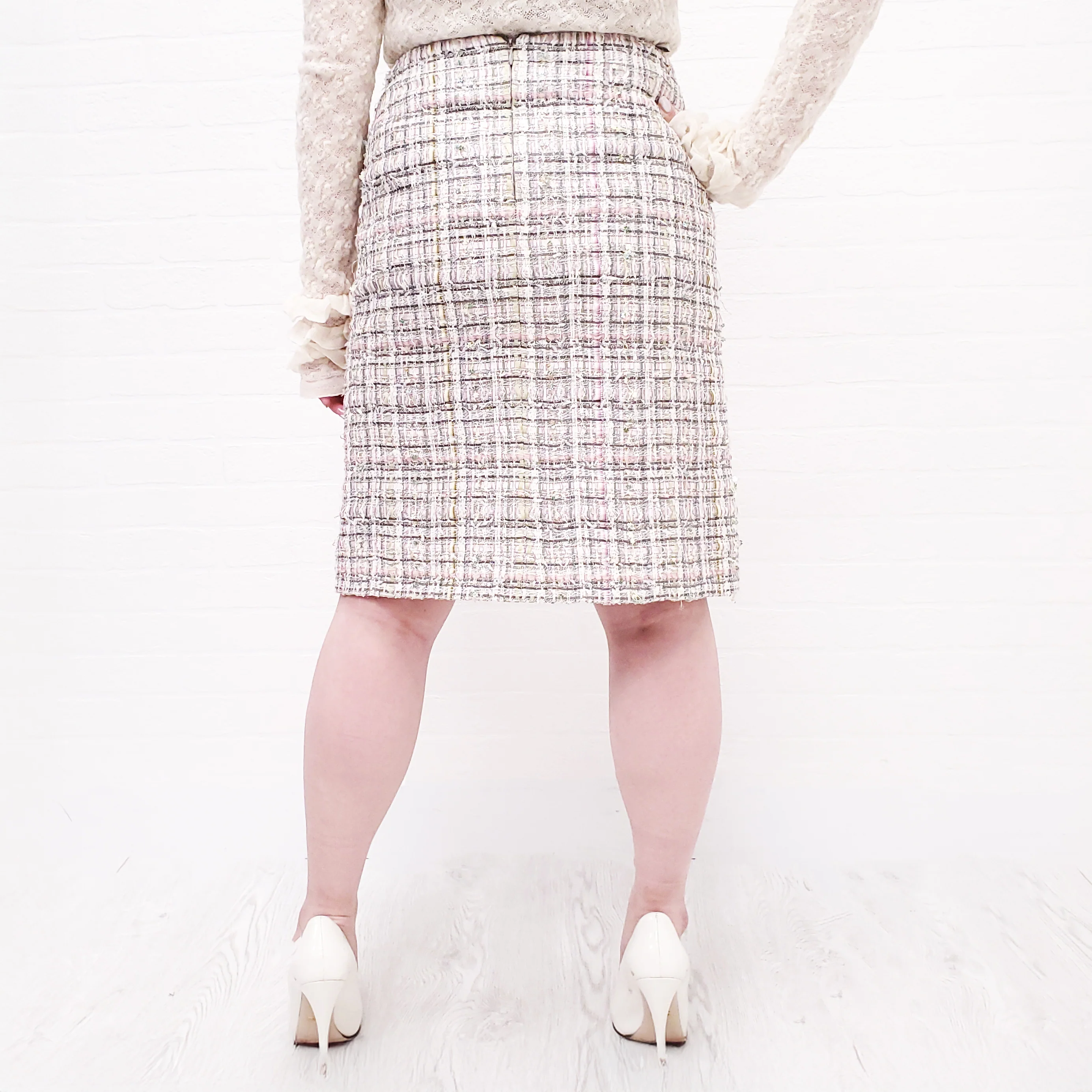 CHANEL PINK TWEED SPARKLE SKIRT - SIZE 38 - Image 3
