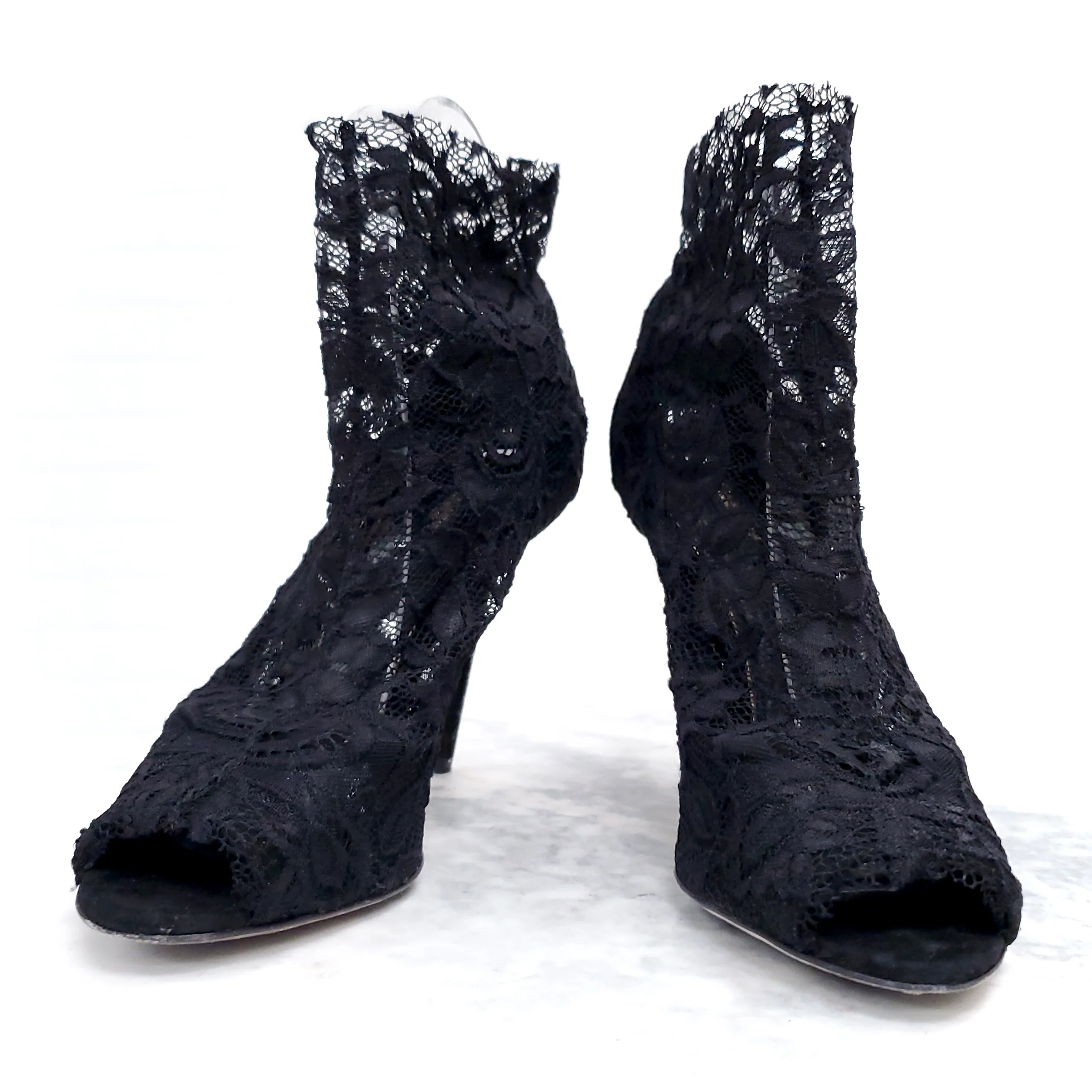 DOLCE & GABBANA LACE HEELS - SIZE 40 - Image 3