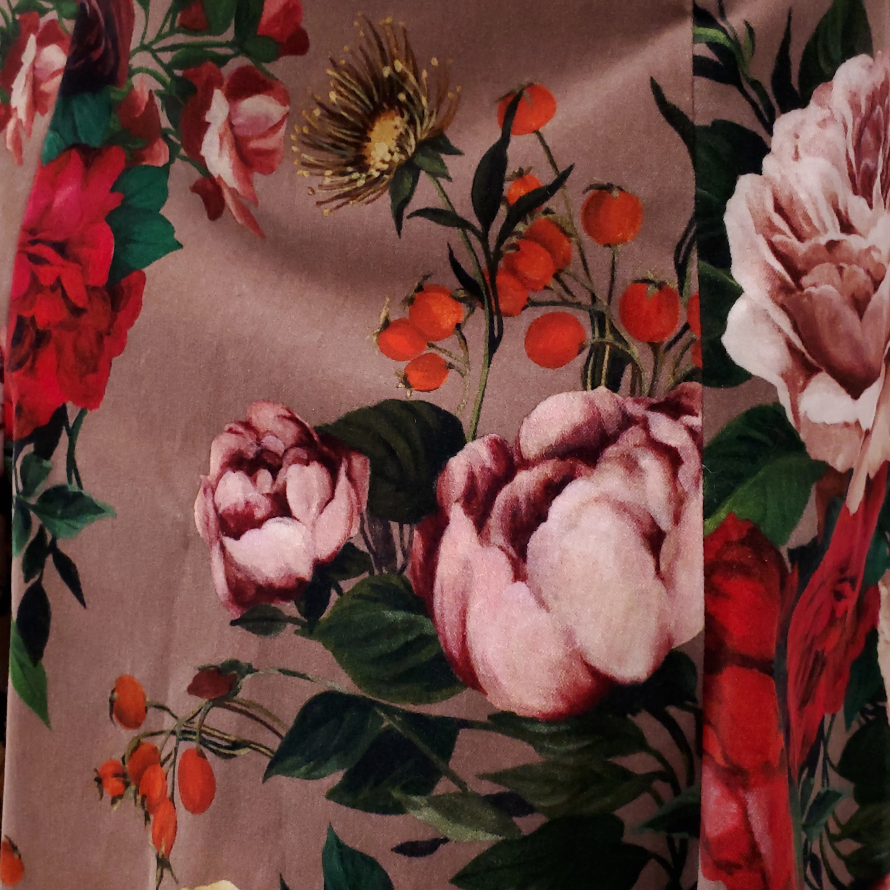 DOLCE & GABBANA PINK FLORAL VELVET SKIRT - SIZE 44 - Image 4