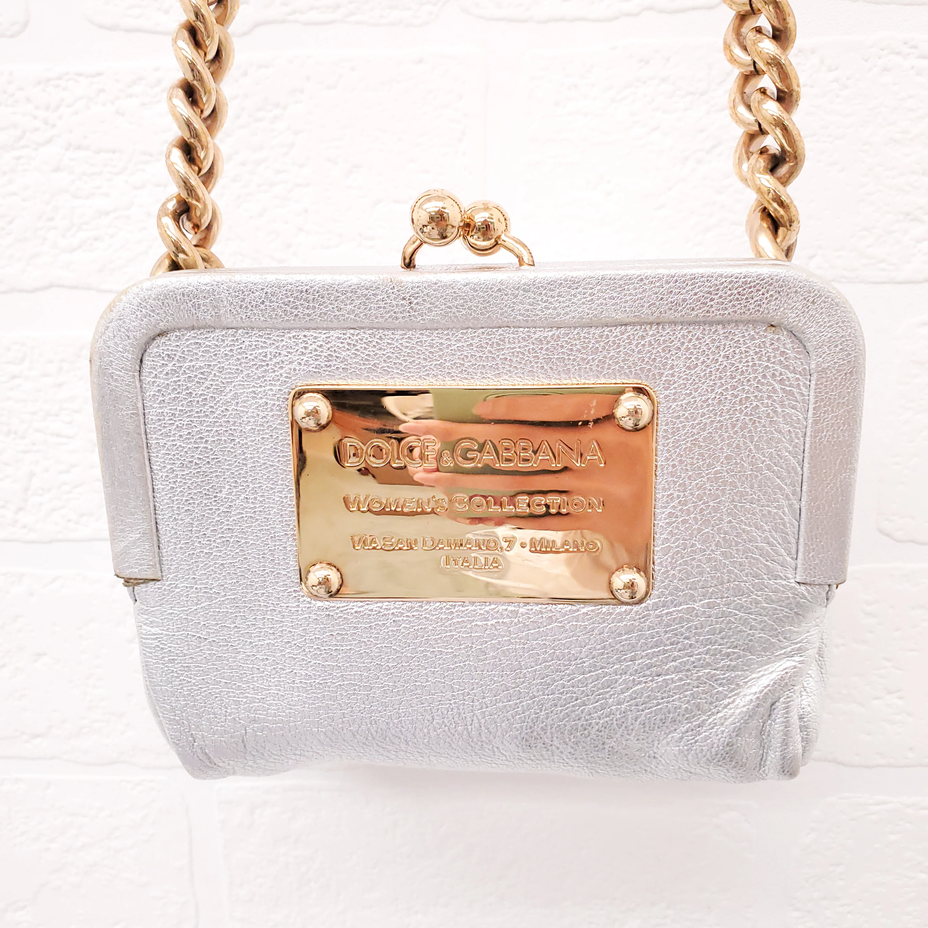 DOLCE & GABBANA SILVER LEATHER MINI PURSE WITH GOLD LOGO - Image 3