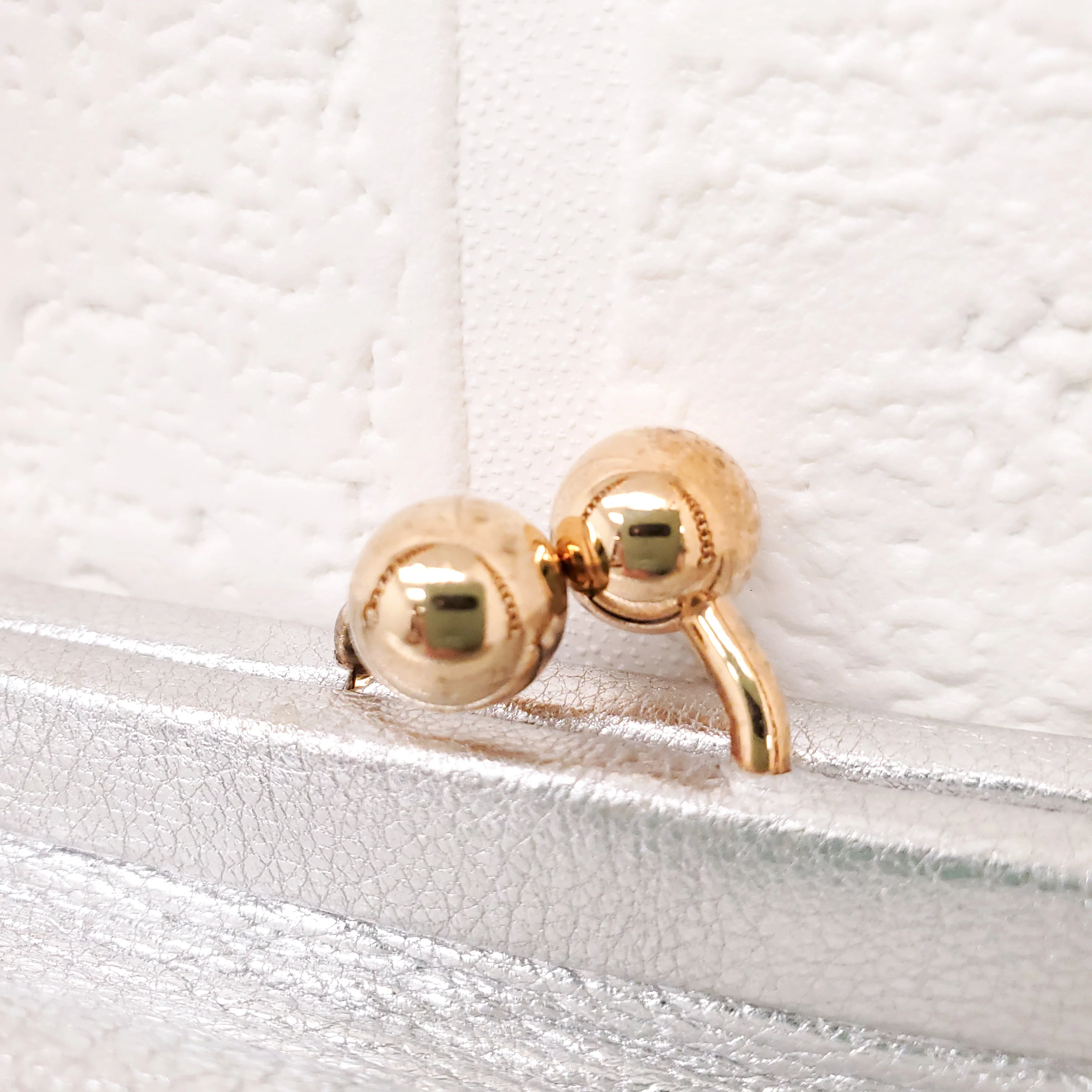 DOLCE & GABBANA SILVER LEATHER MINI PURSE WITH GOLD LOGO - Image 9