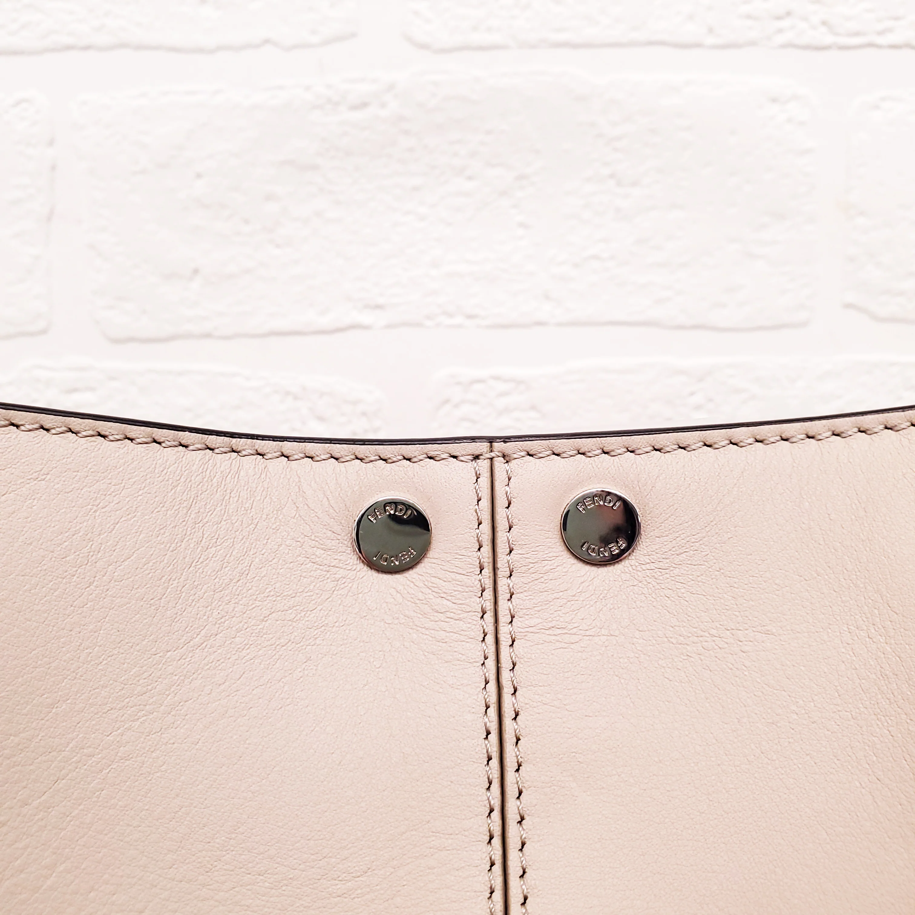 FENDI BEIGE LARGE 'VITELLO SETA CENTURY PEEKABOO' BAG - Image 11