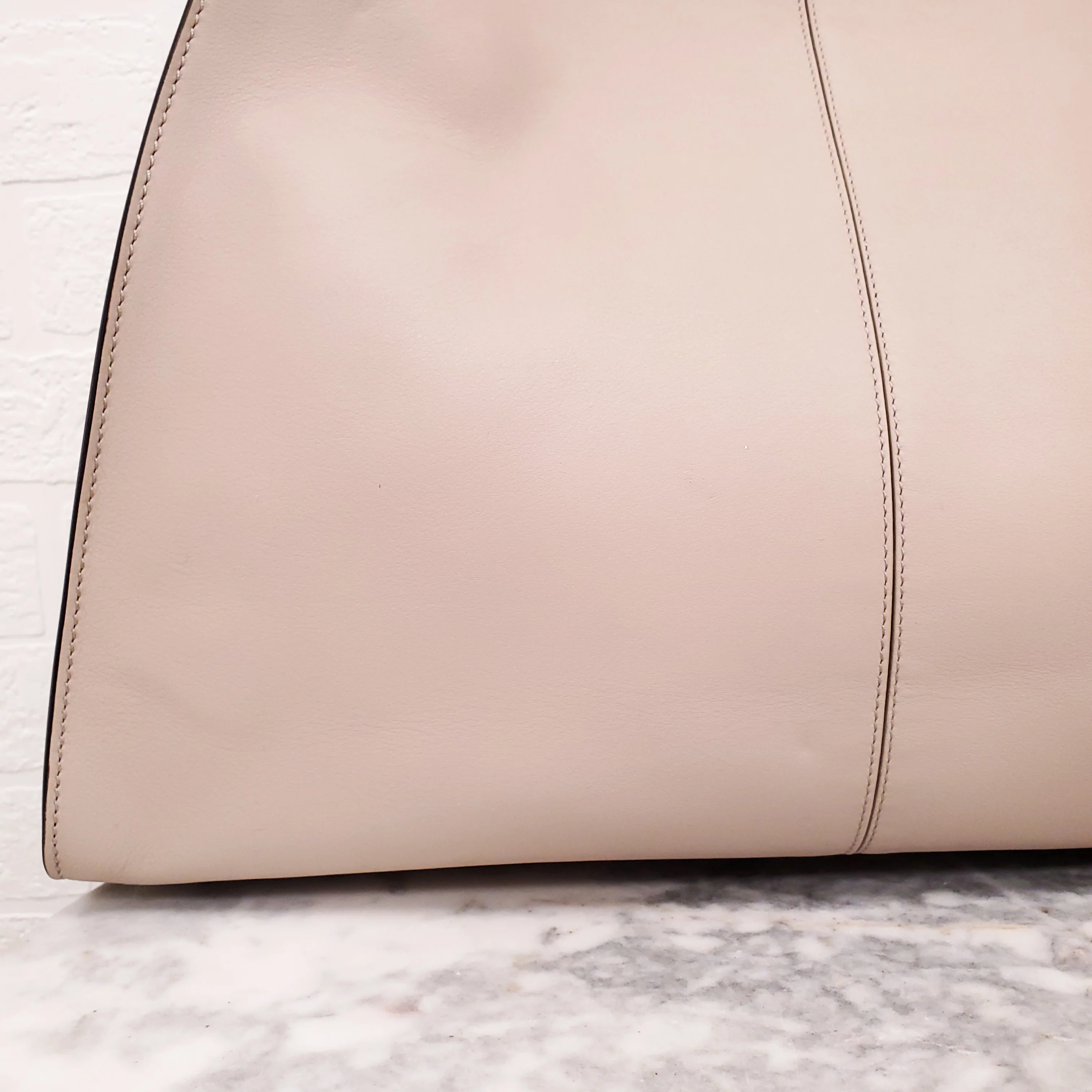 FENDI BEIGE LARGE 'VITELLO SETA CENTURY PEEKABOO' BAG - Image 5
