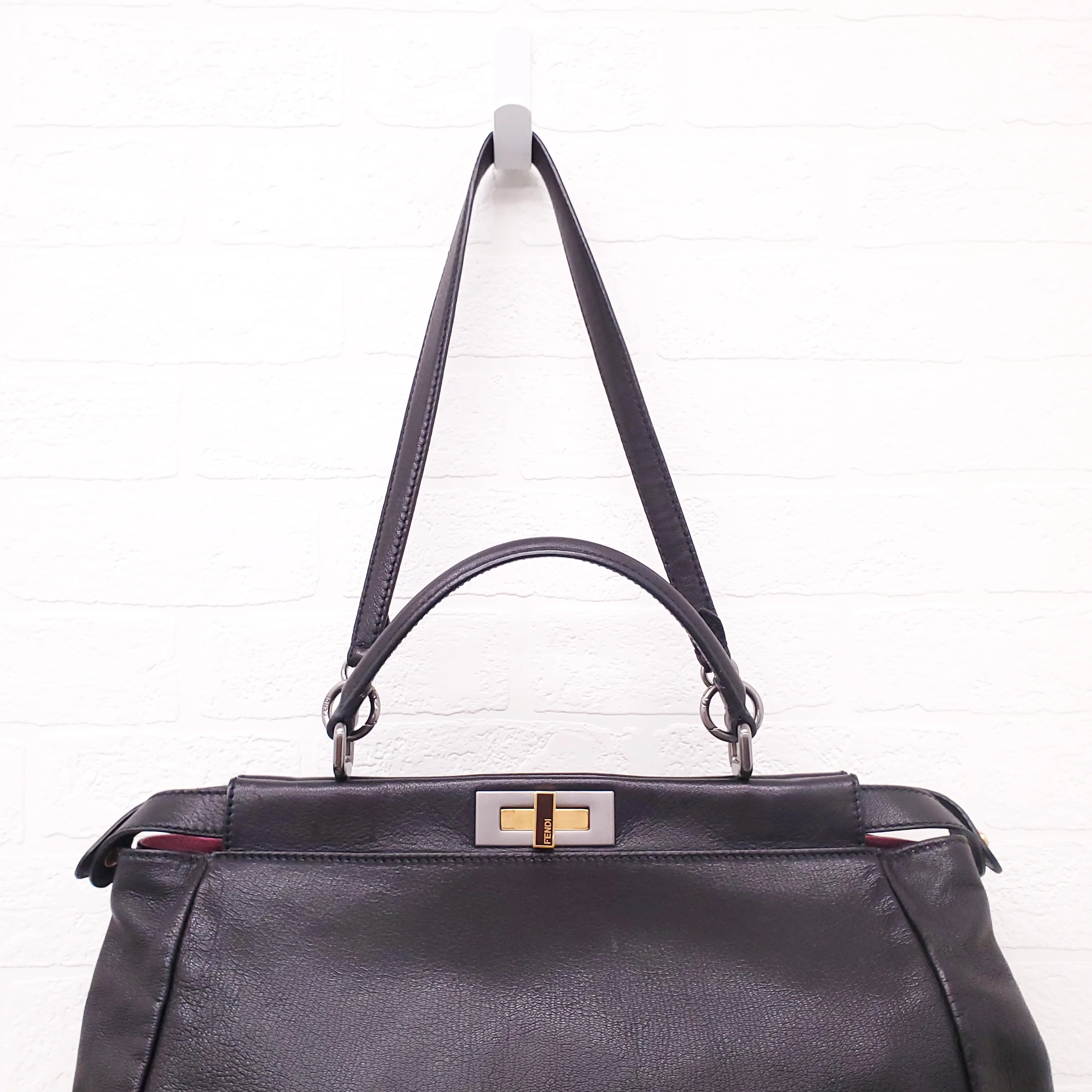 FENDI BLACK MEDIUM PEEKABOO BAG WITH PINK INTERIOR - Image 3