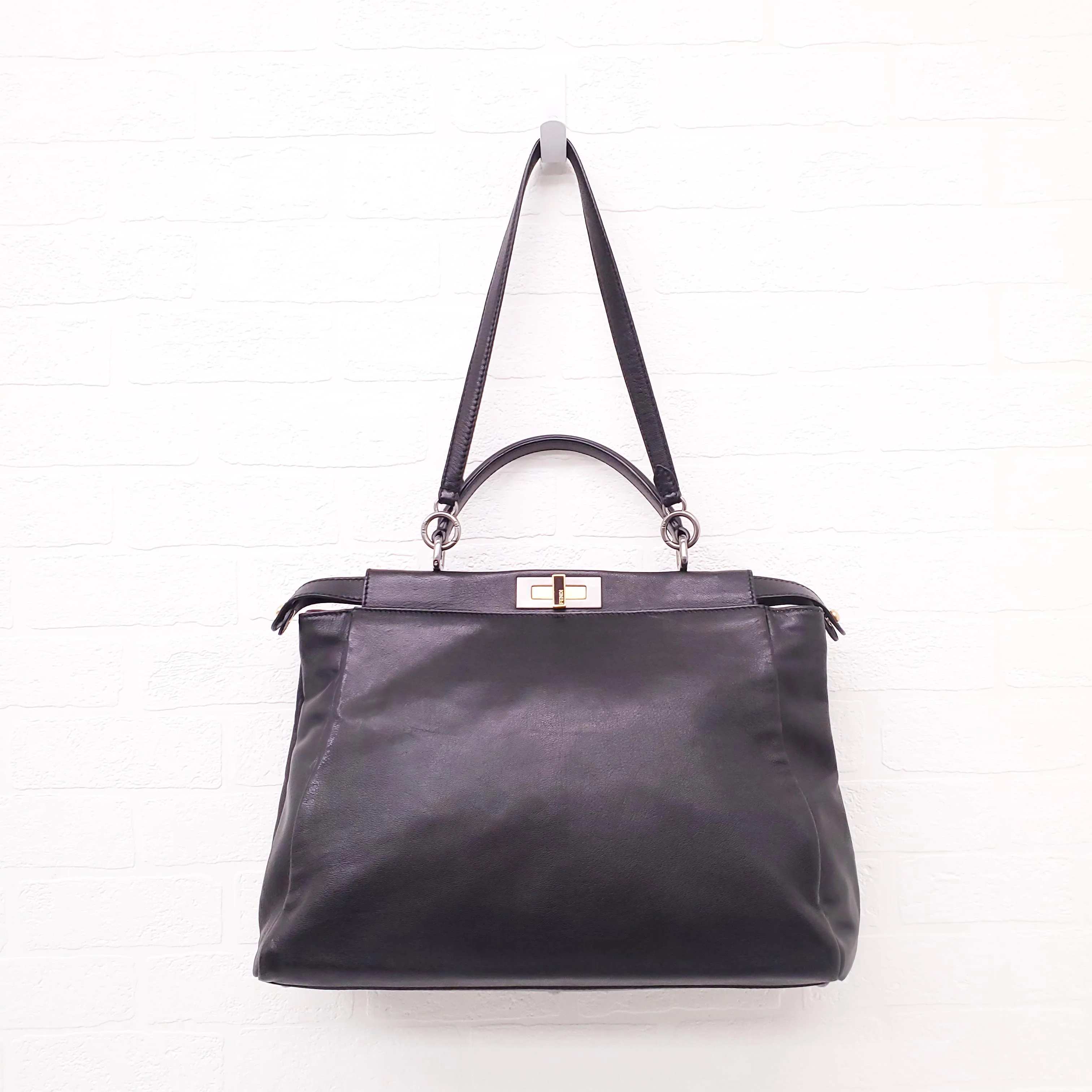 FENDI BLACK MEDIUM PEEKABOO BAG WITH PINK INTERIOR - Image 6