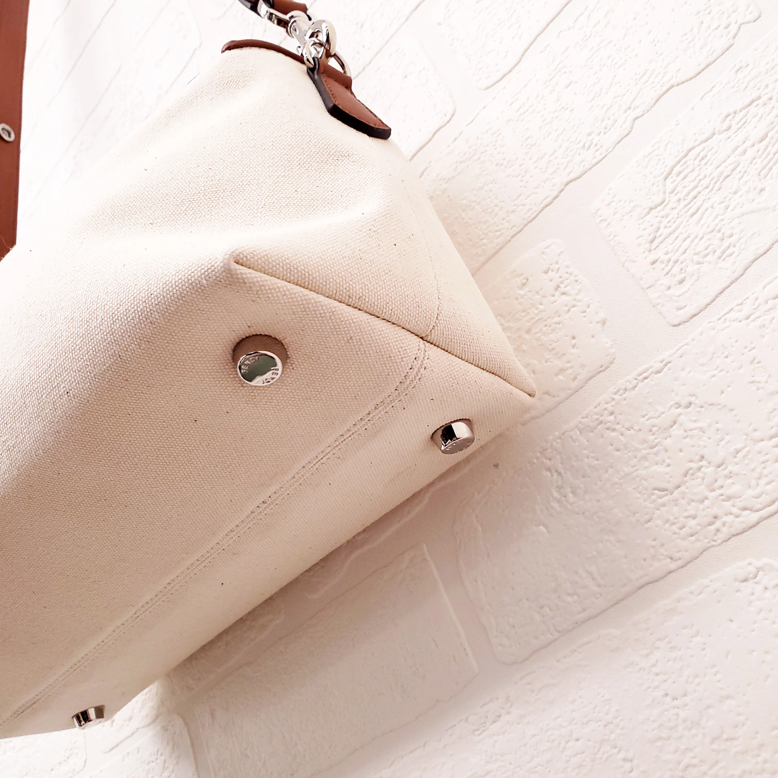 FENDI 'BY THE WAY' CANVAS ADJUSTABLE SHOULDER BAG - Image 17