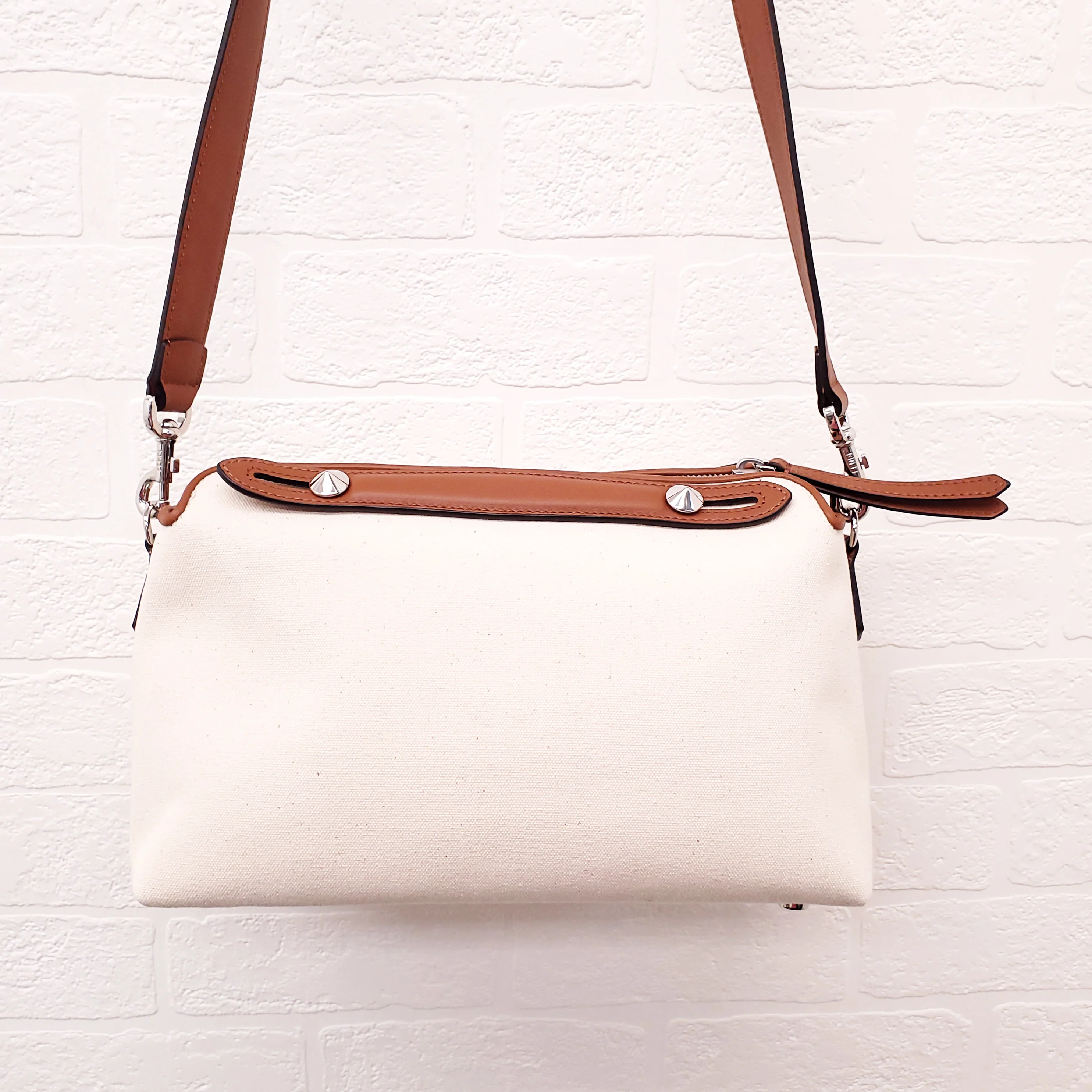 FENDI 'BY THE WAY' CANVAS ADJUSTABLE SHOULDER BAG - Image 19