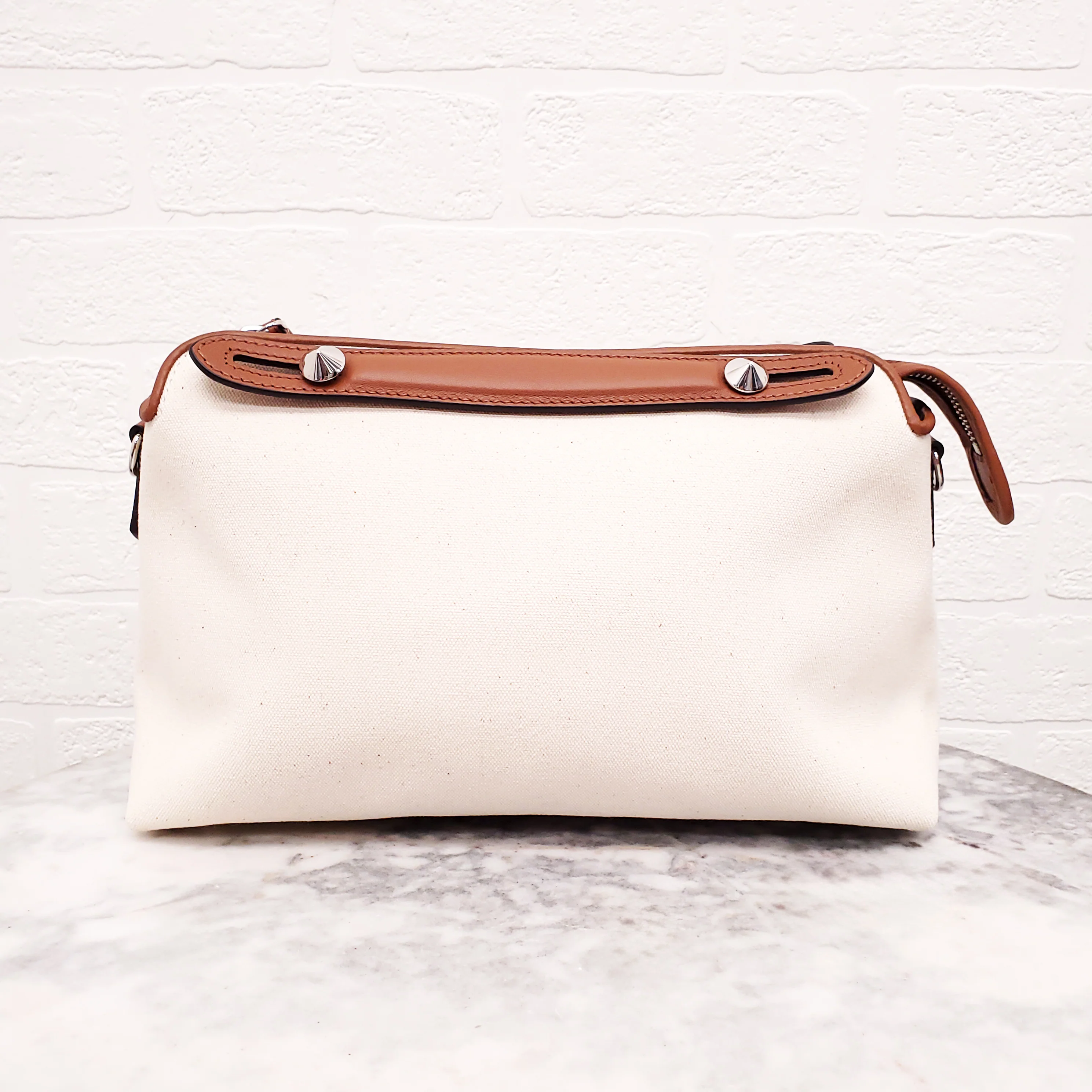 FENDI 'BY THE WAY' CANVAS ADJUSTABLE SHOULDER BAG - Image 20