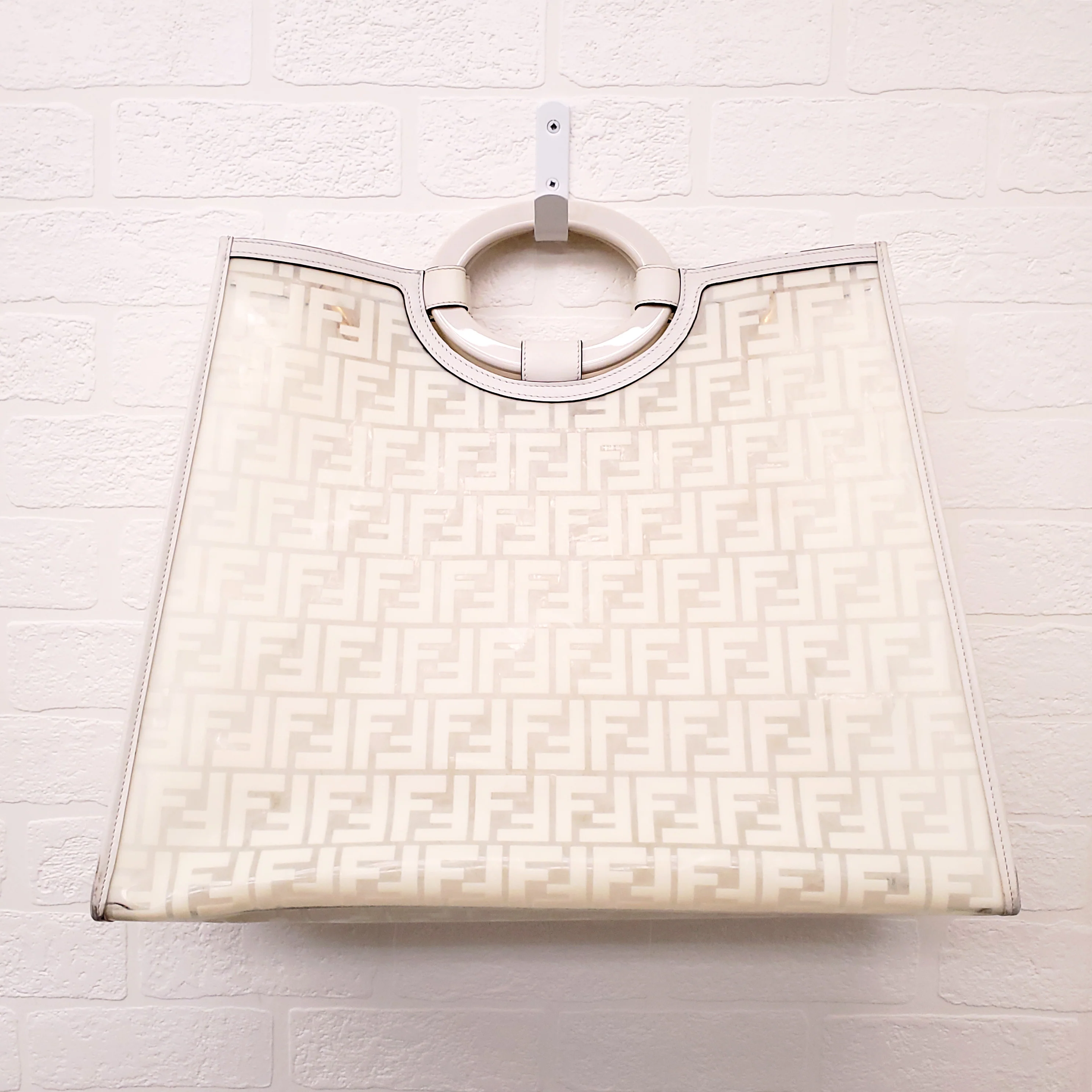 FENDI CREAM LARGE SHOPPER TOTE - Image 11