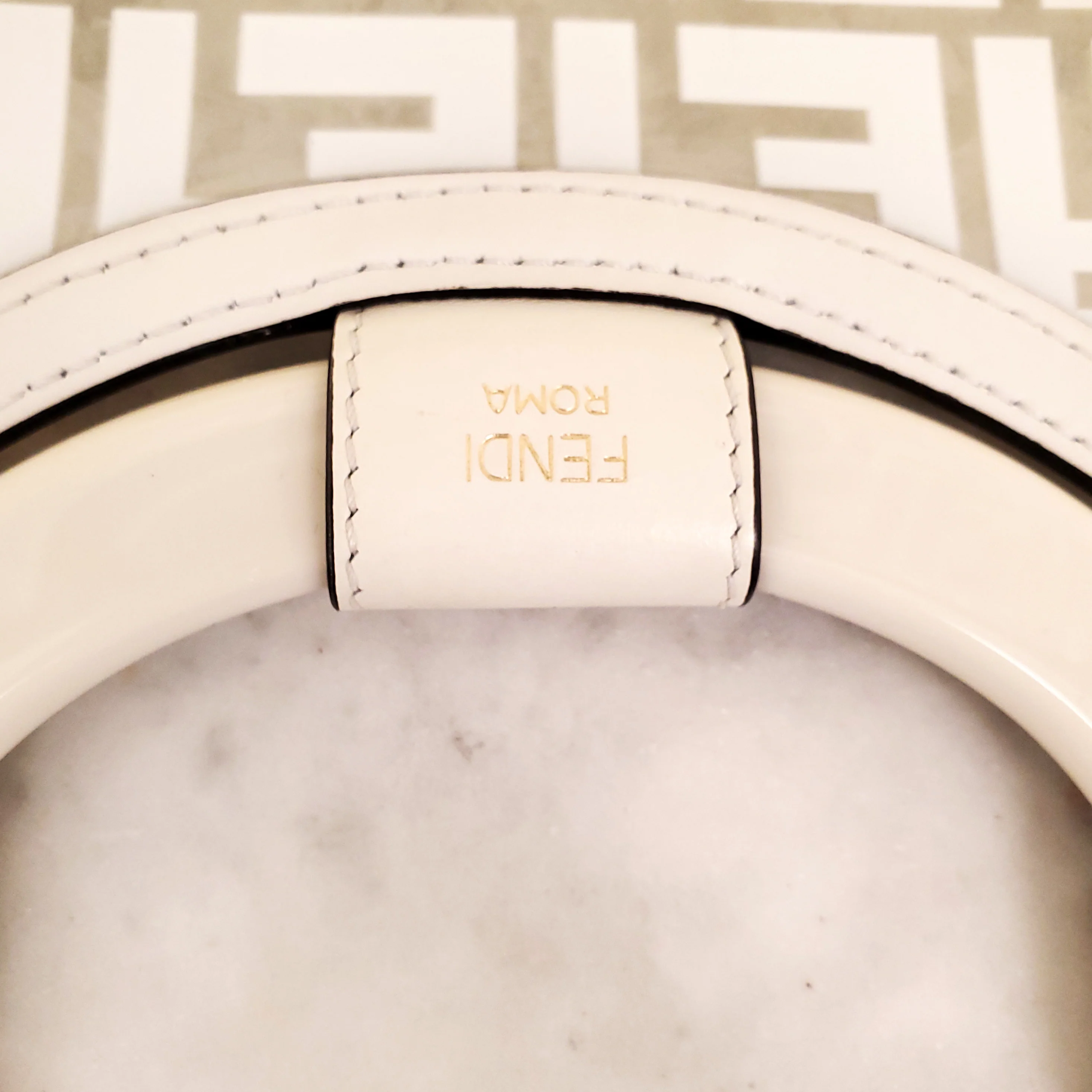 FENDI CREAM LARGE SHOPPER TOTE - Image 18