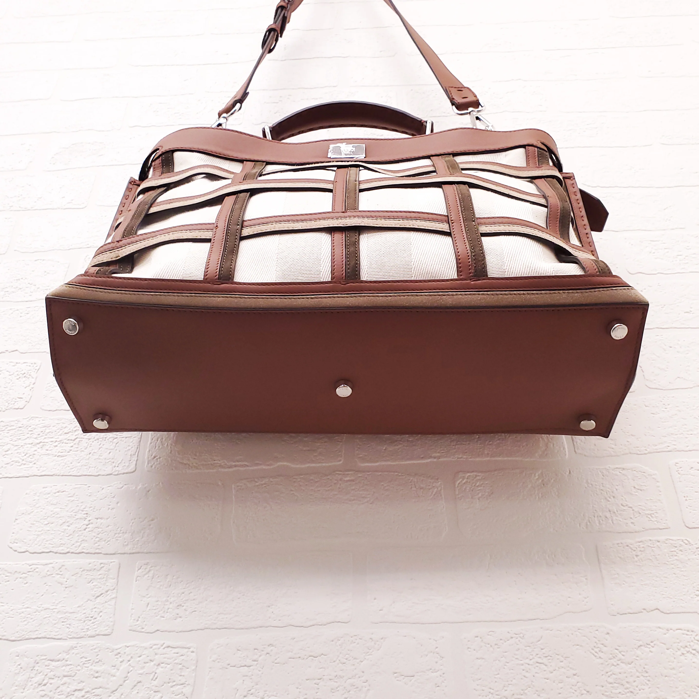 FENDI TAN LEATHER AND CANVAS LARGE 'PANELLED PEEKABOO' BAG - Image 14