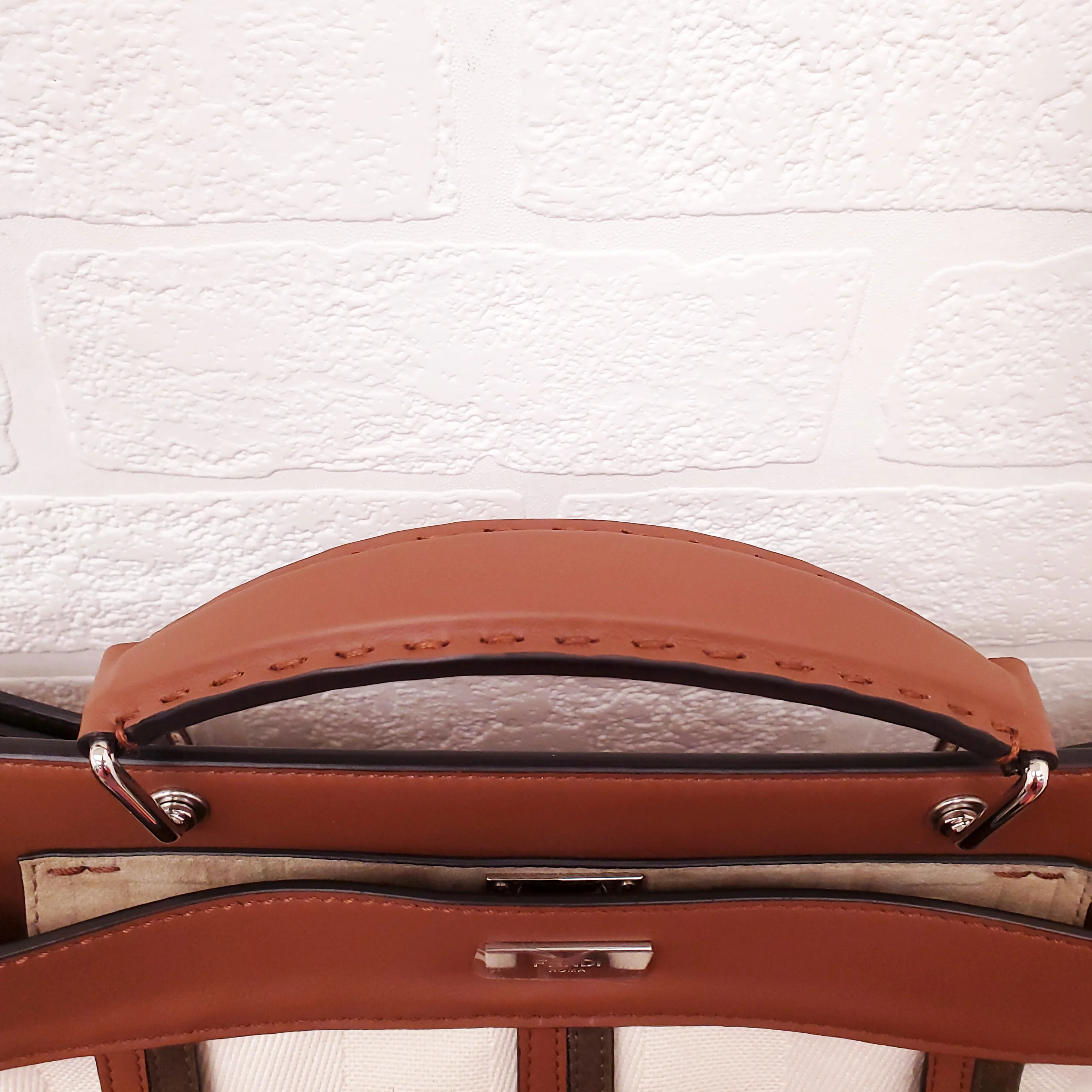 FENDI TAN LEATHER AND CANVAS LARGE 'PANELLED PEEKABOO' BAG - Image 18