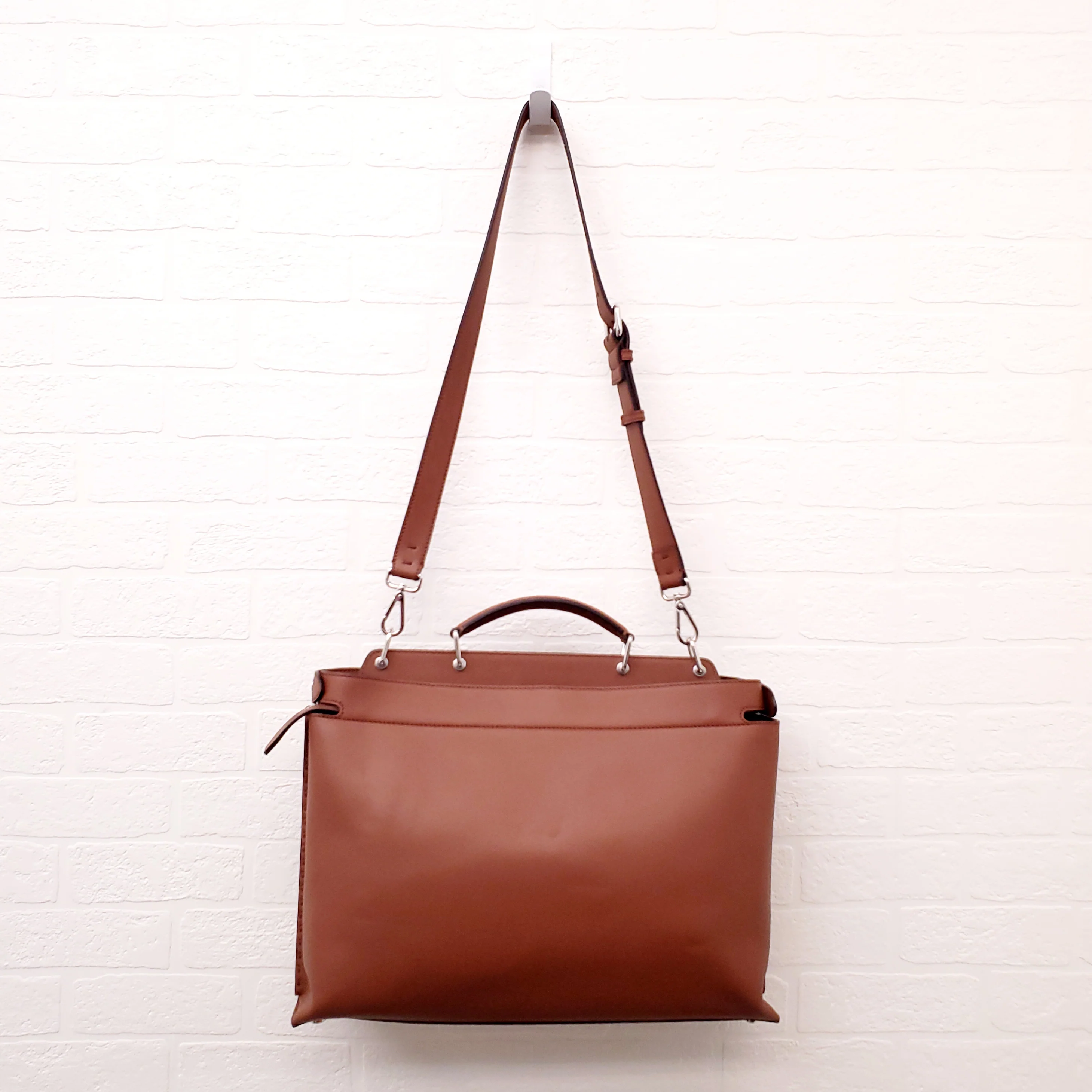 FENDI TAN LEATHER AND CANVAS LARGE 'PANELLED PEEKABOO' BAG - Image 23