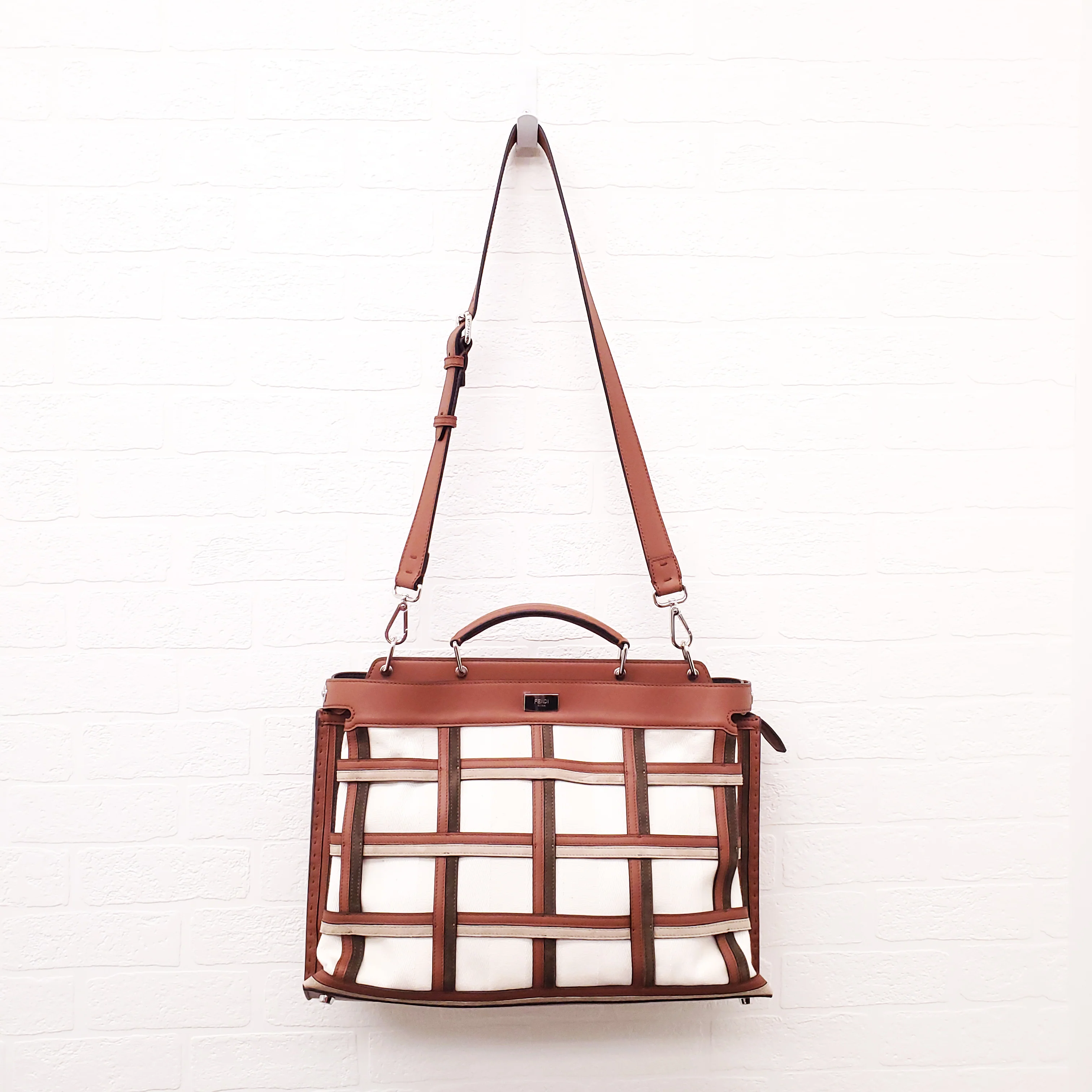 FENDI TAN LEATHER AND CANVAS LARGE 'PANELLED PEEKABOO' BAG - Image 4