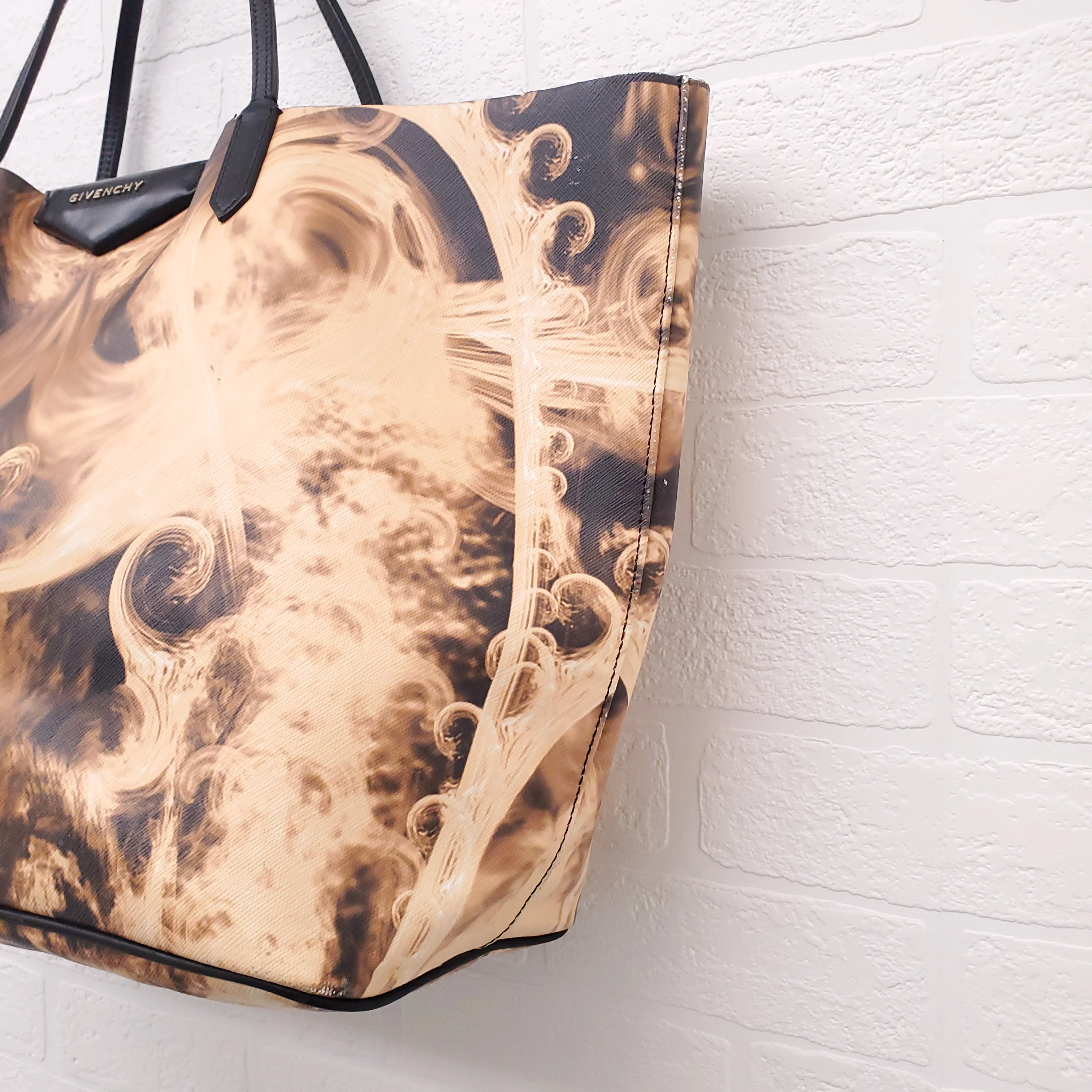 GIVENCHY FLAME PRINT TOTE BAG - Image 7