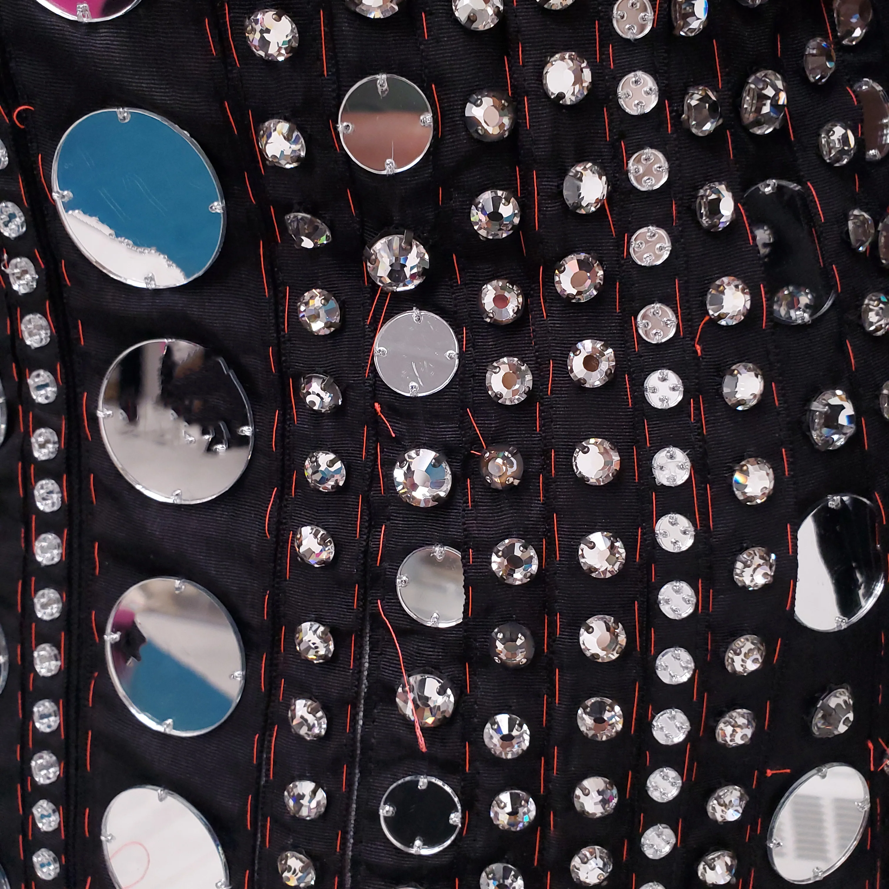 GUCCI RUNWAY MIRRORED GOWN - SIZE 44 - Image 4