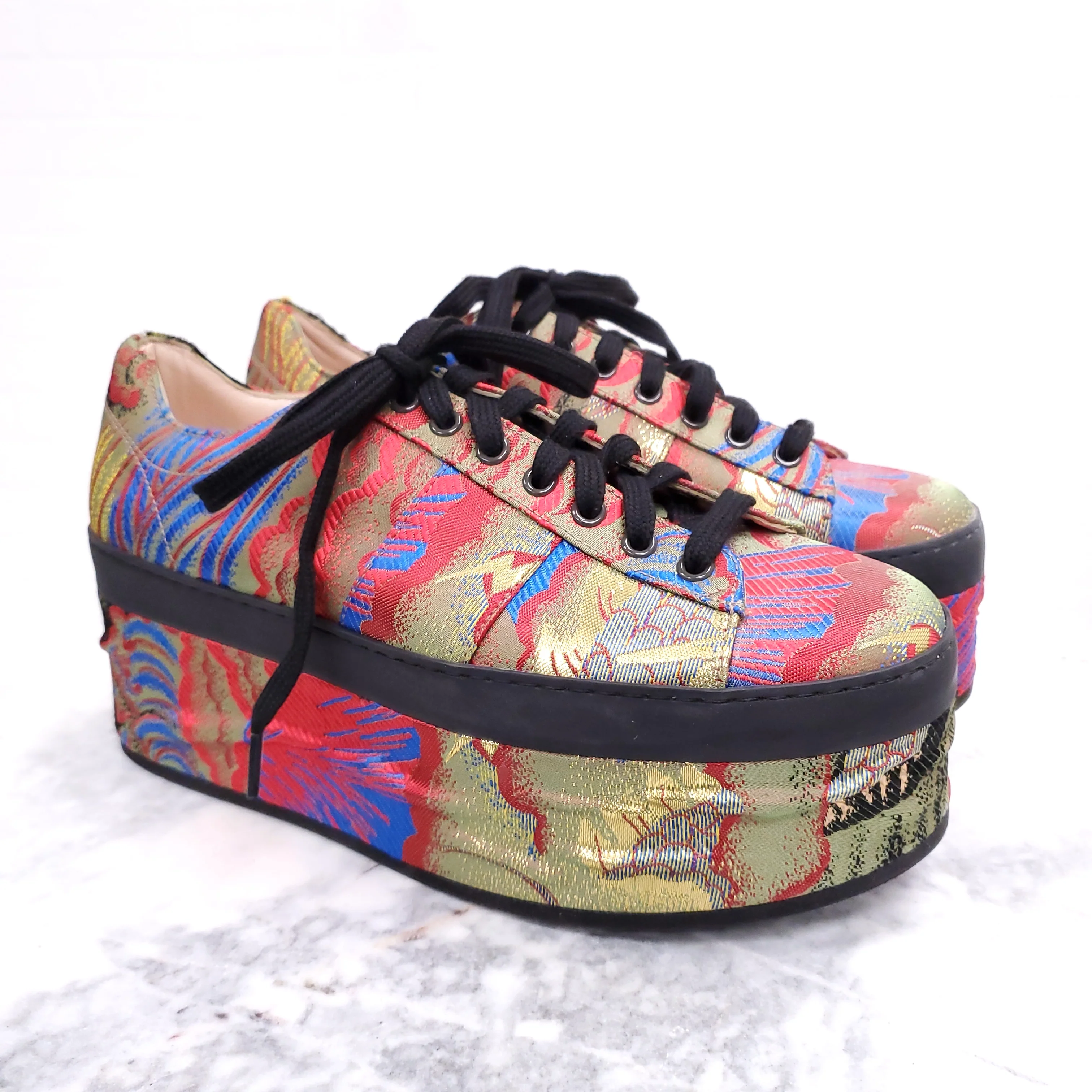 GUCCI PATTERN PLATFORM SNEAKERS - SIZE 39.5 - Image 3