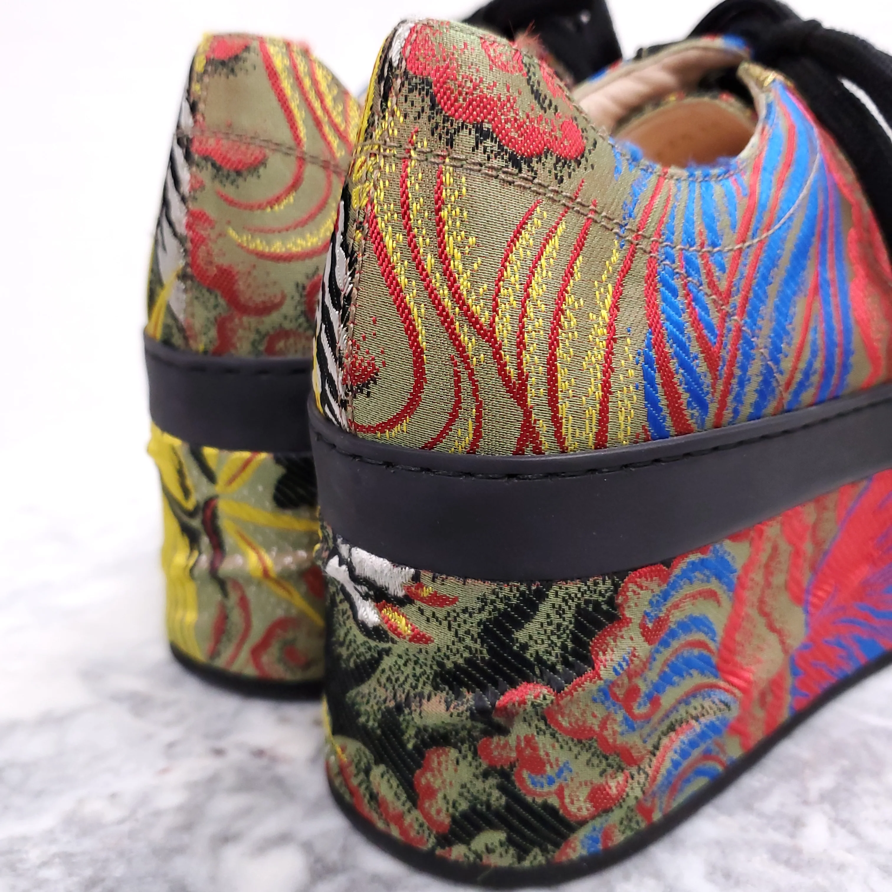 GUCCI PATTERN PLATFORM SNEAKERS - SIZE 39.5 - Image 4