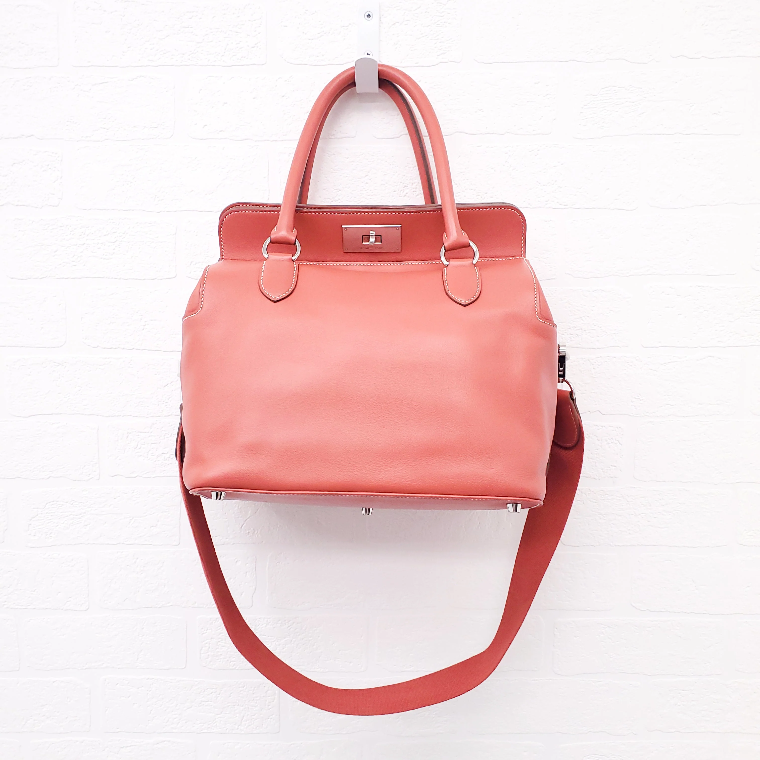 HERMÈS CORAL TOOLBOX BAG - Image 3