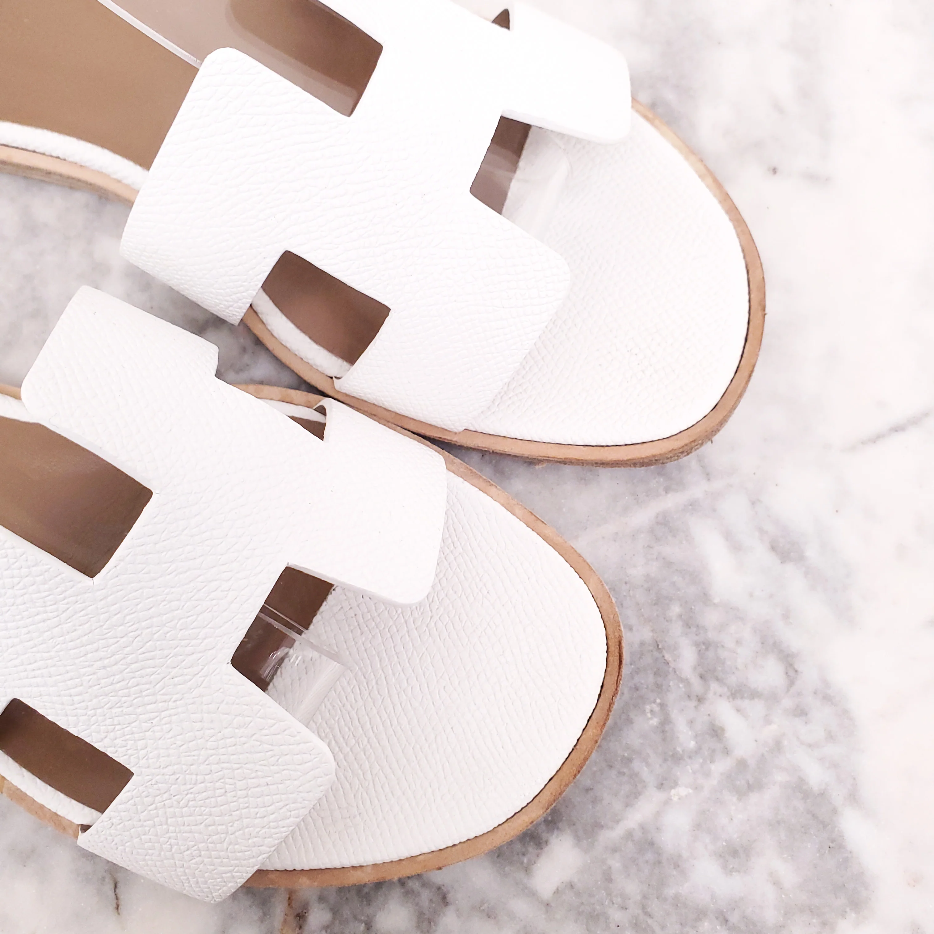 HERMÈS WHITE LEGEND SANDALS - SIZE 36 - Image 4