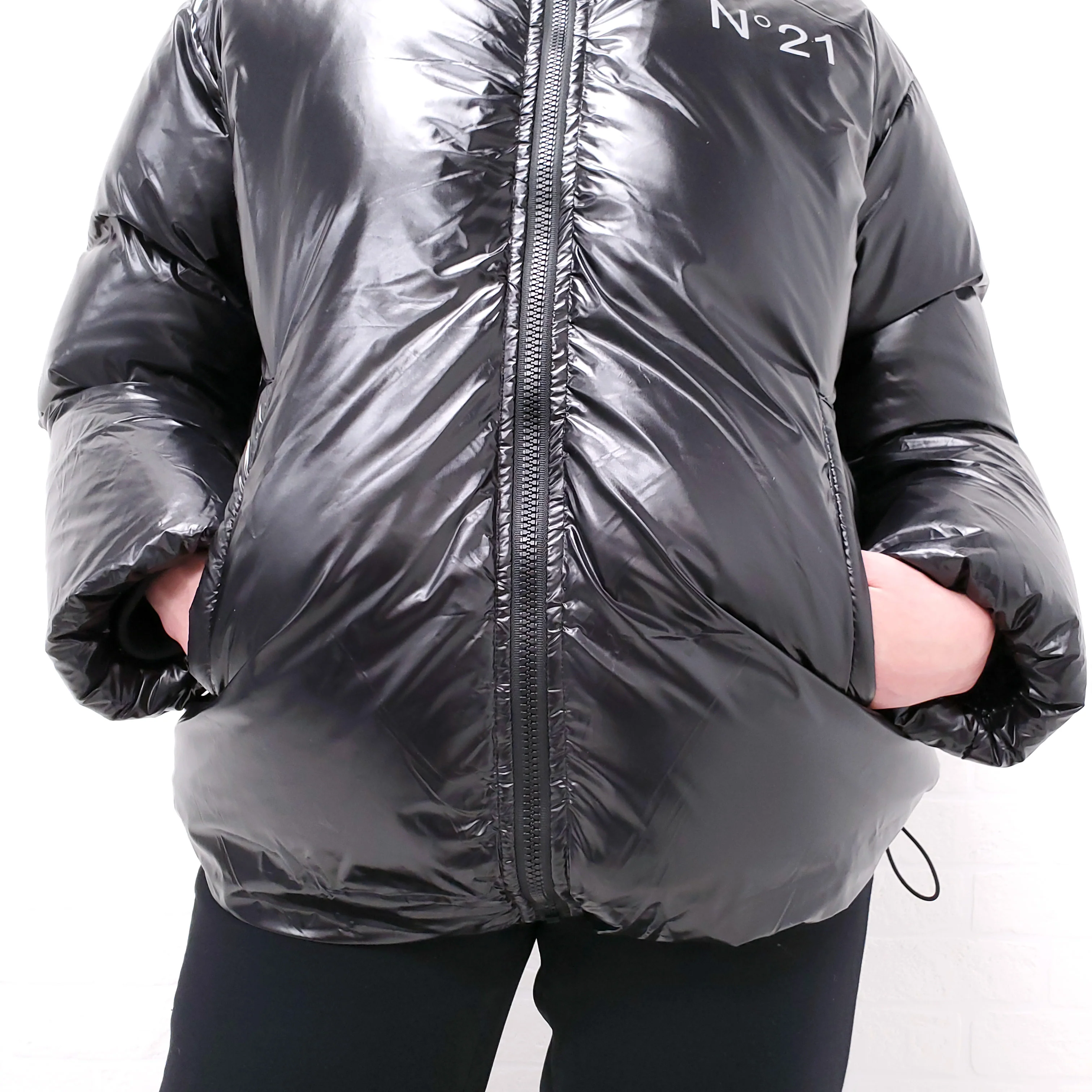 N°21 BLACK LOGO PUFFER JACKET - SIZE 14Y/XS - Image 5