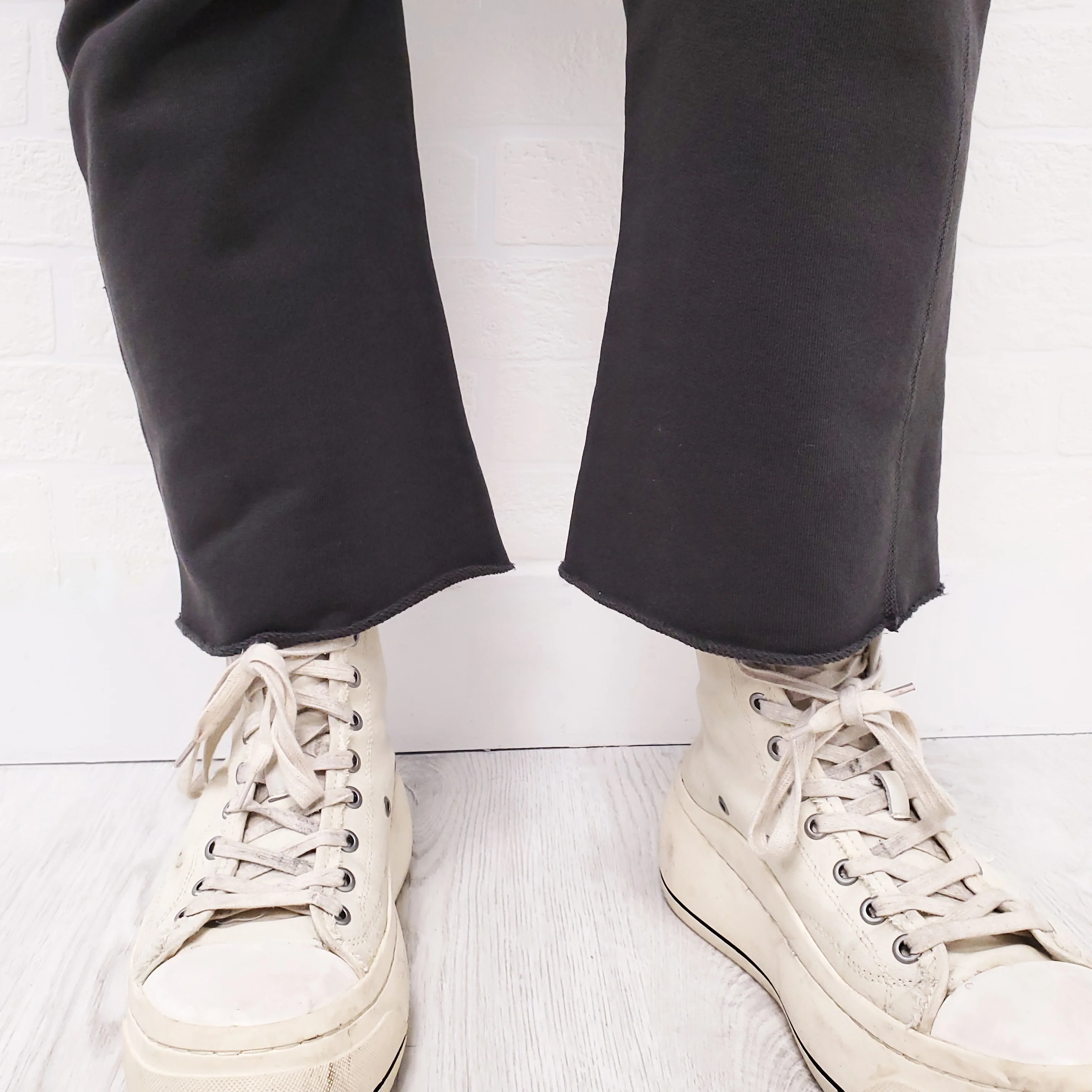 NILI LOTAN GREY HAREM SWEATPANTS - SIZE XS - Image 4