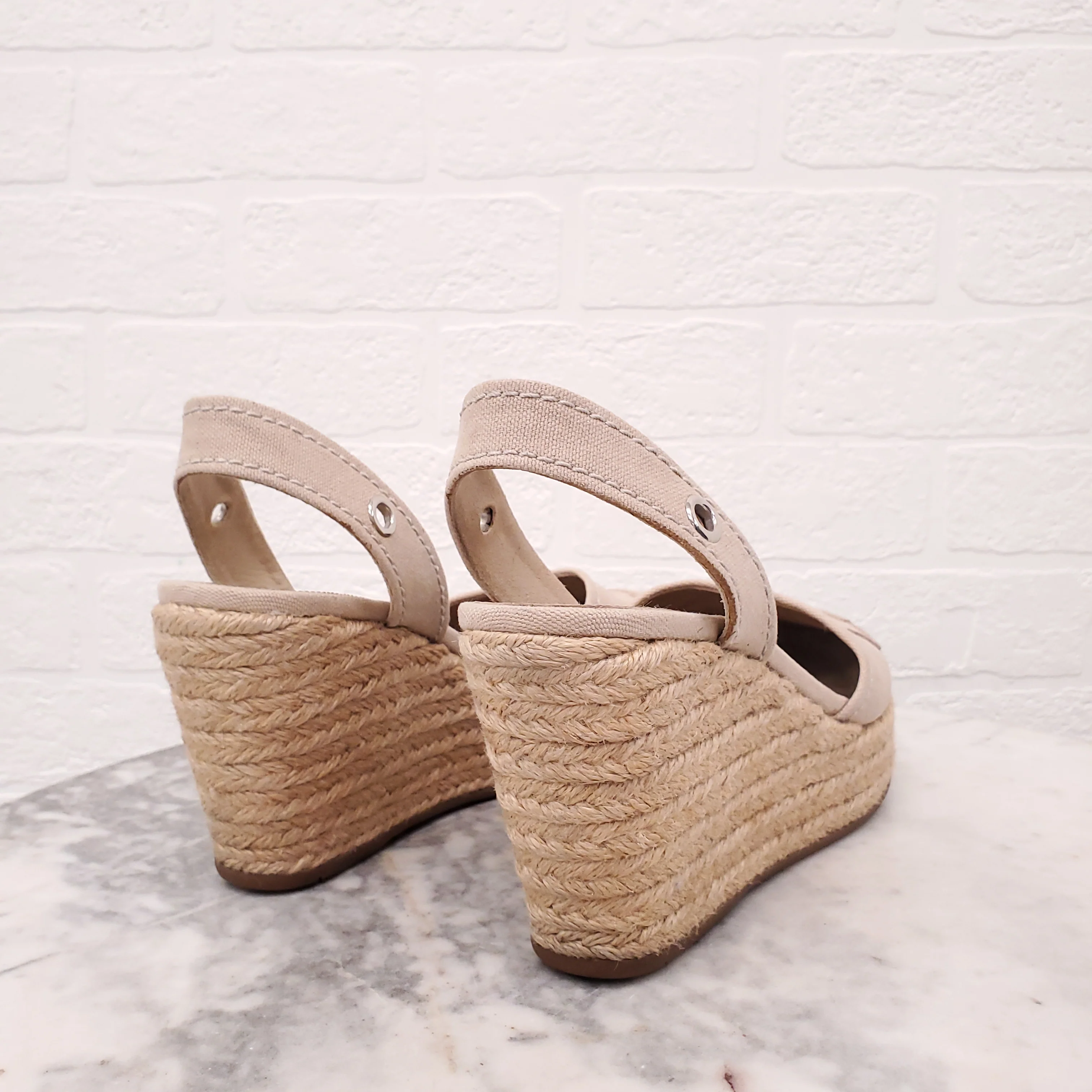 PRADA LOGO WEDGES - SIZE 38.5 - Image 3