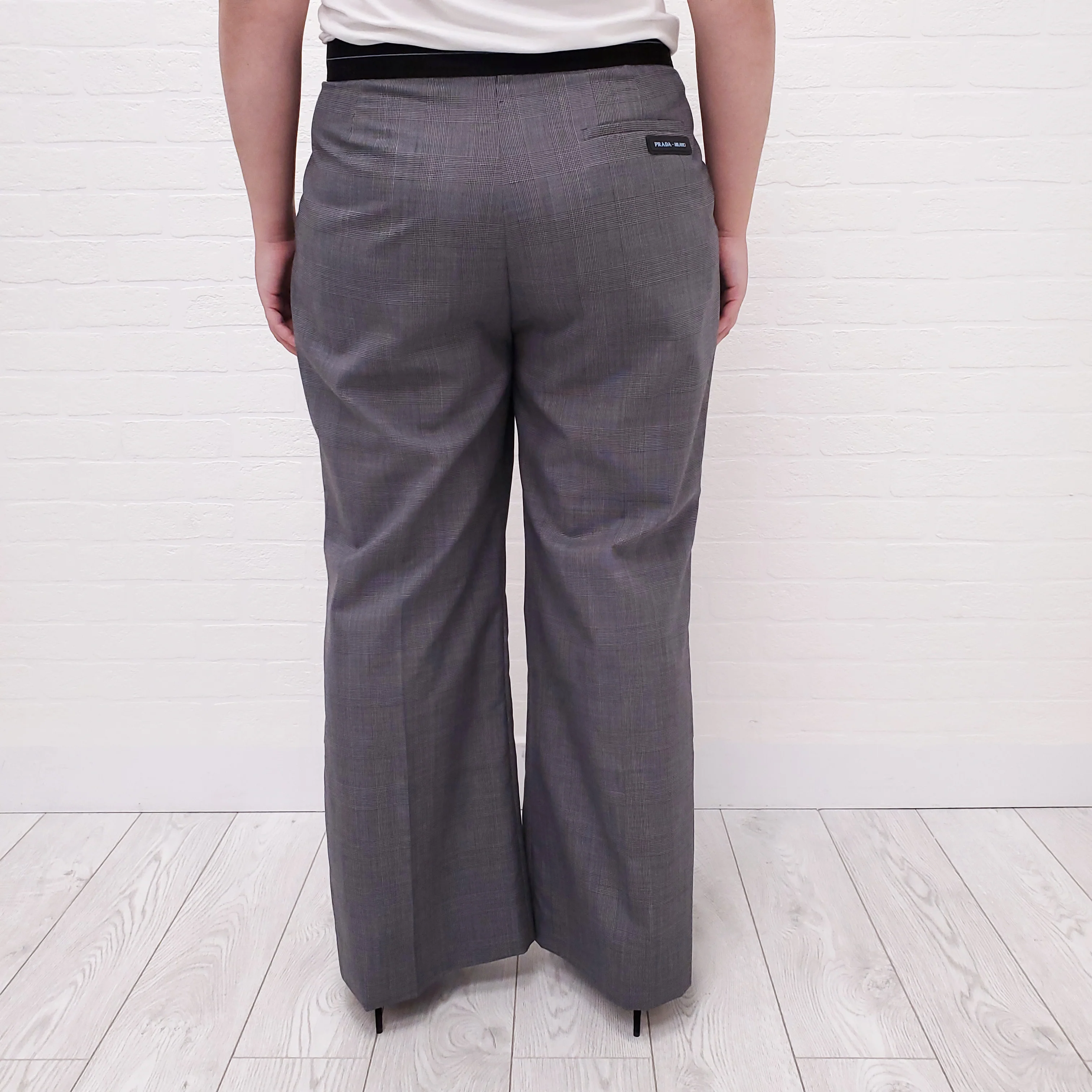 PRADA PLAID TROUSERS WITH LOGO - SIZE 46 - Image 5