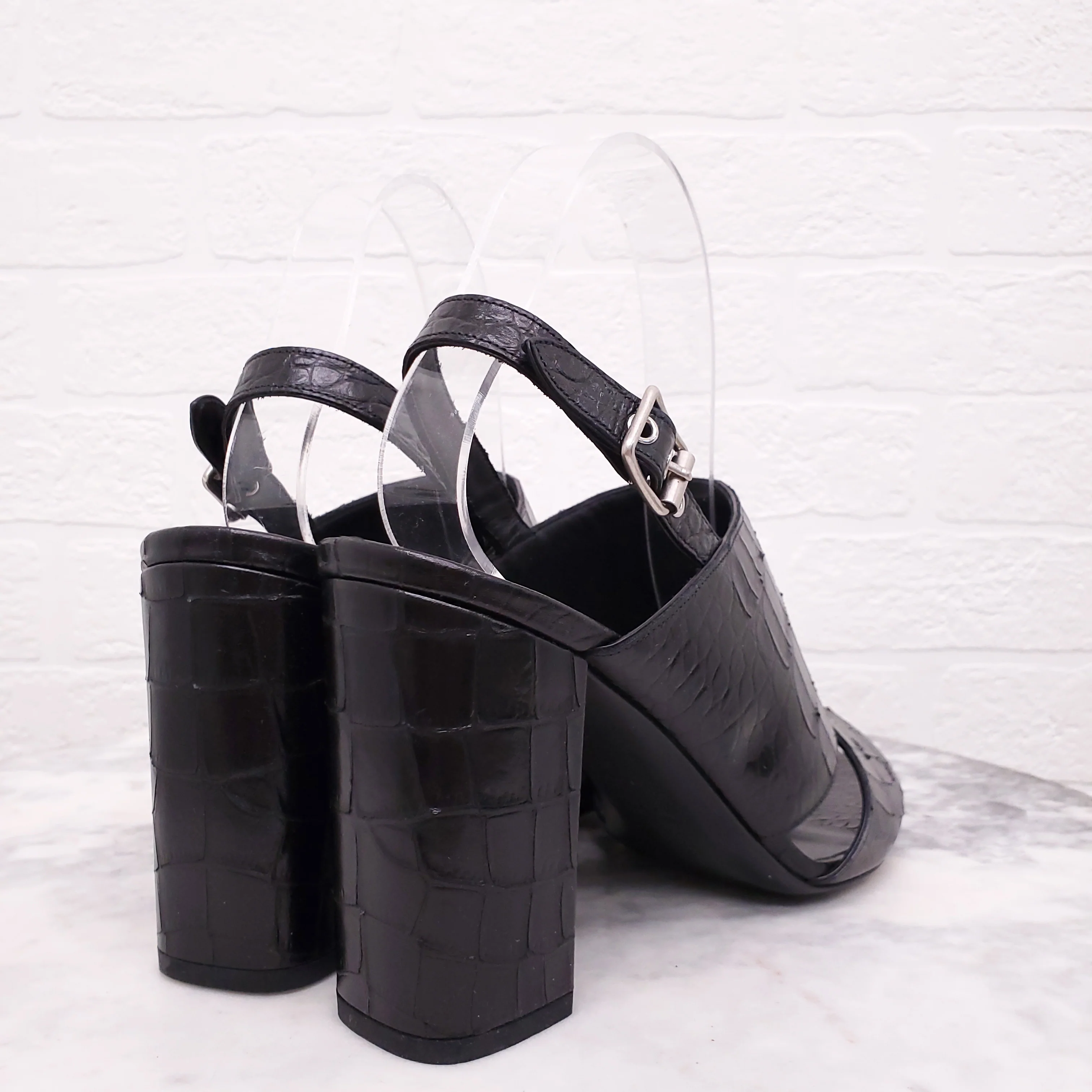 SAINT LAURENT BLACK CROC EFFECT BLOCK SANDALS - SIZE 40 - Image 4