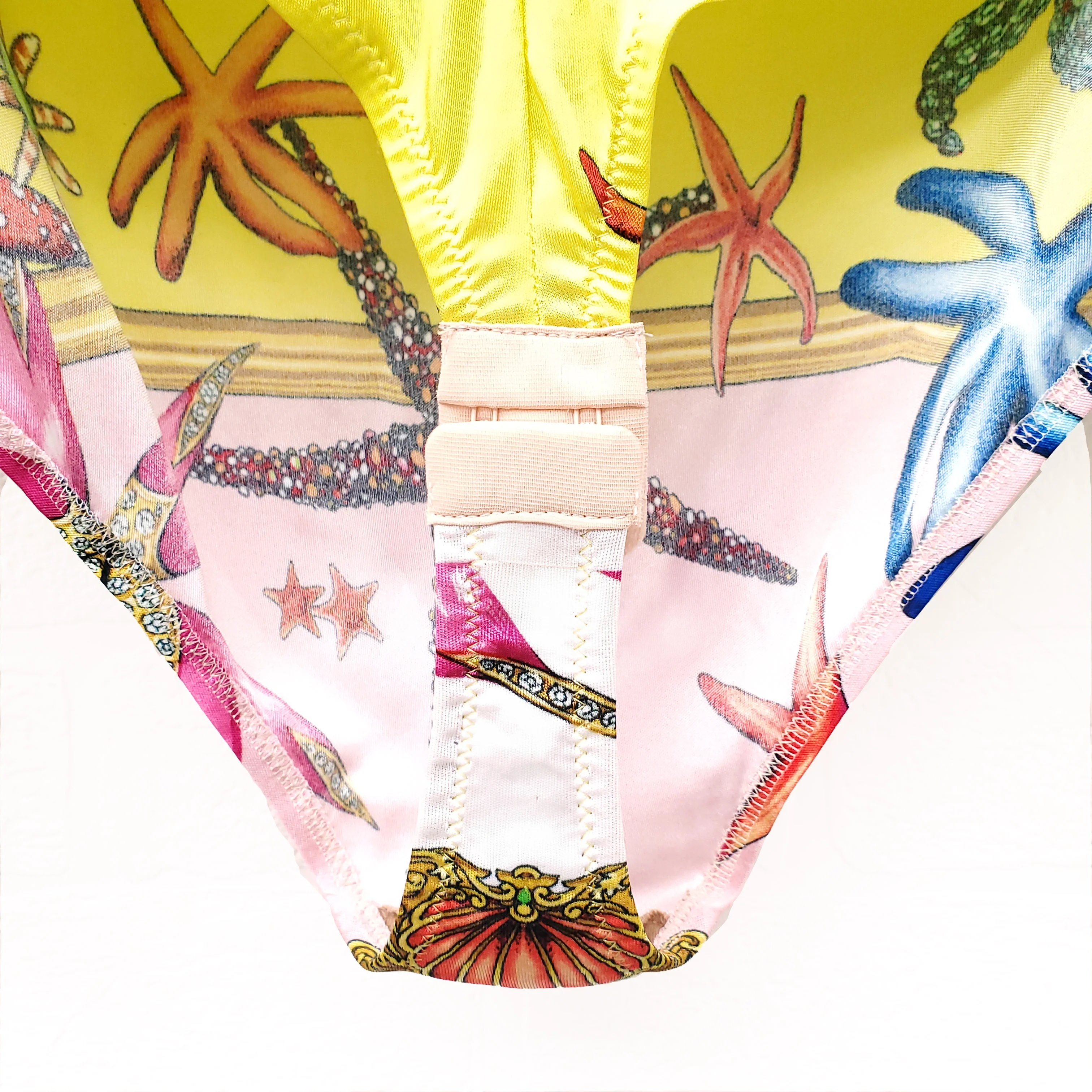 VERSACE 'TRESOR DE LA MER' SEASHELL PRINT BODYSUIT - SIZE 52 - Image 9